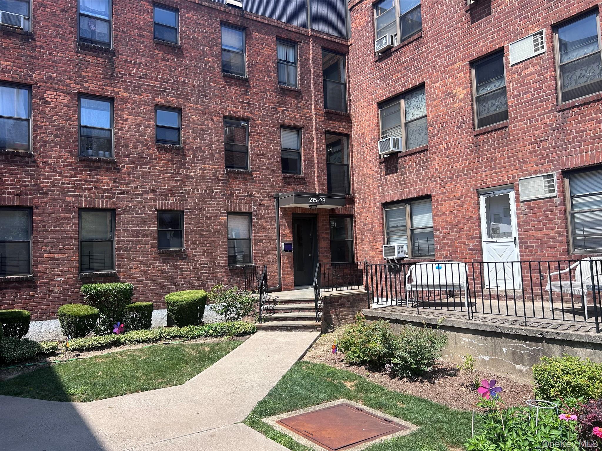 215-28 47th Avenue # 1B, Bayside, NY 11361