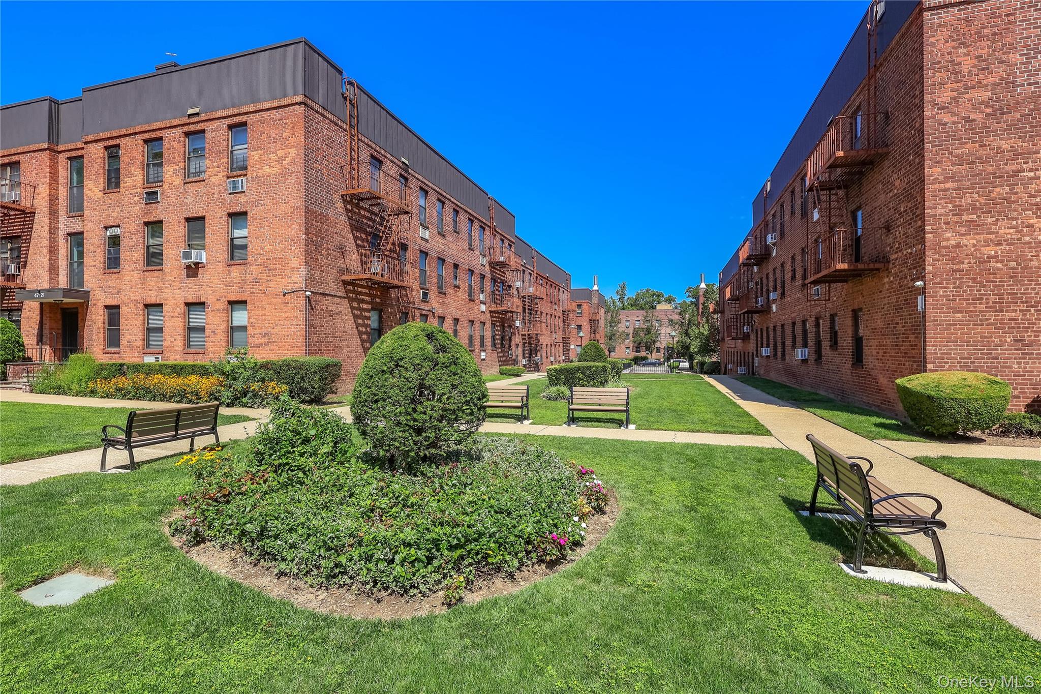 215-28 47th Avenue # 1B, Bayside, NY 11361