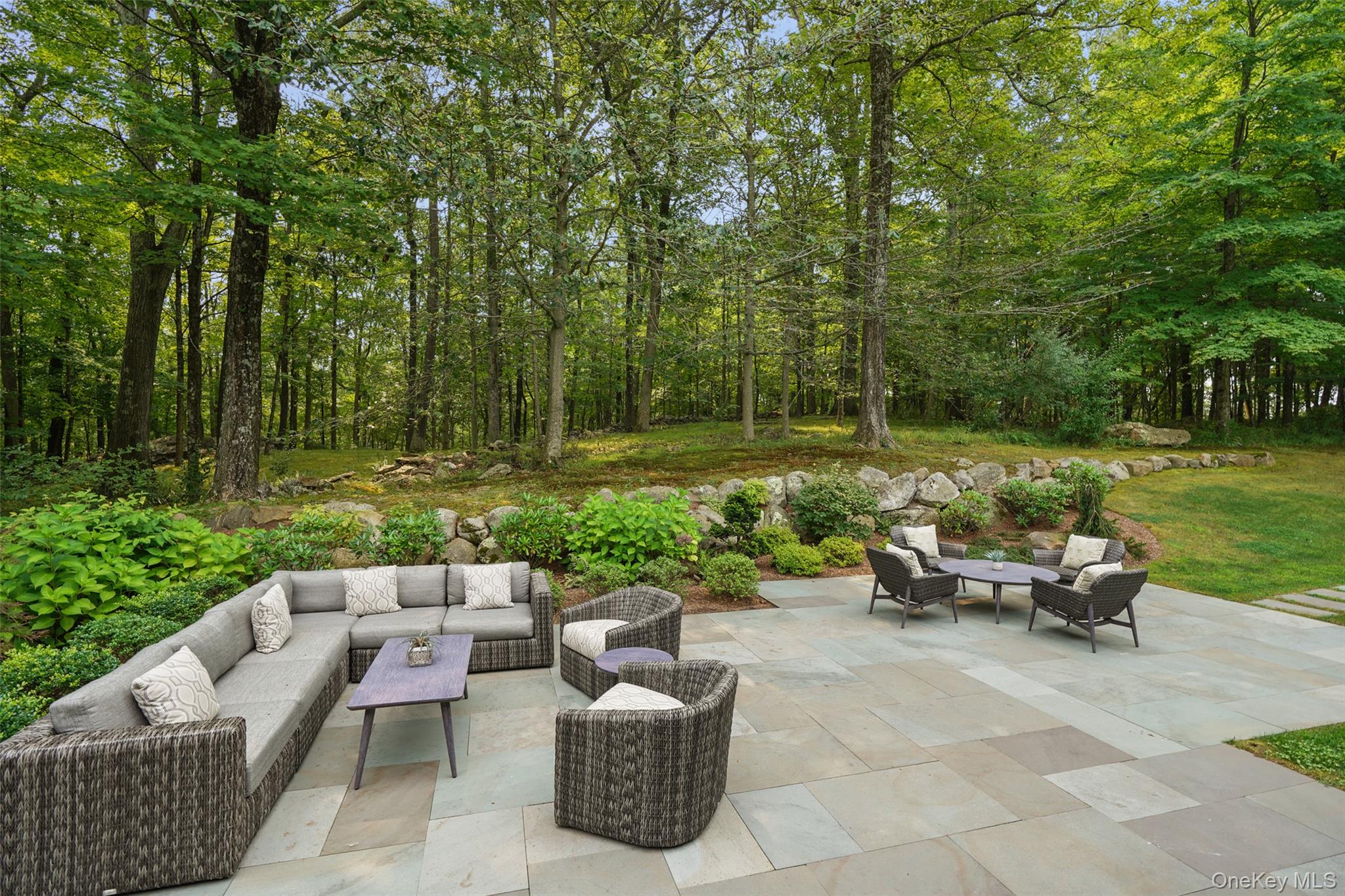 9 Ashwood Road, South Salem, NY 10590