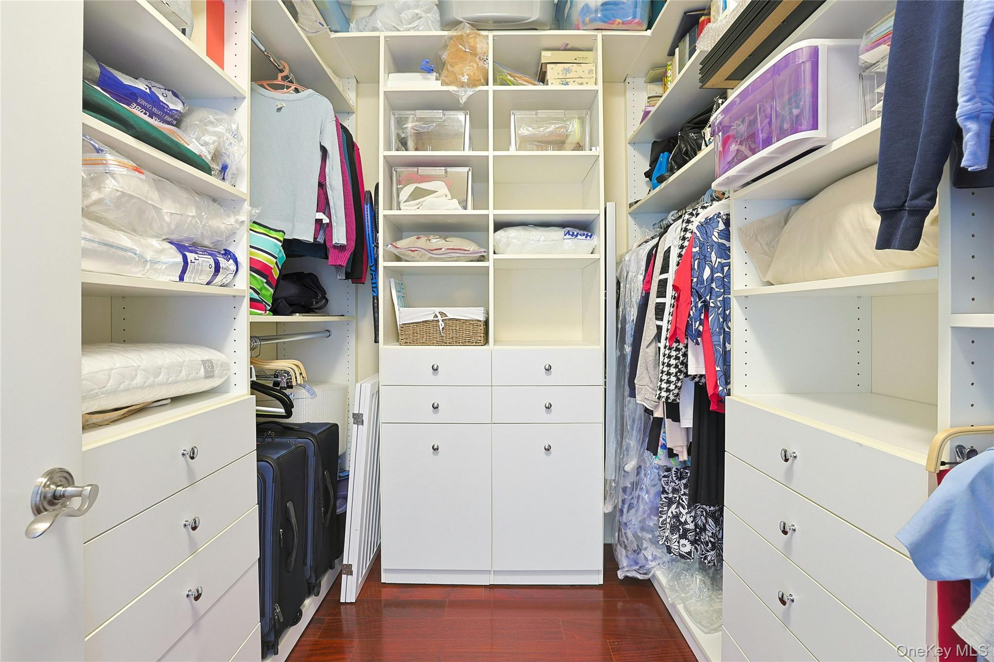 16 Rivers Edge Drive # 408, Tarrytown, NY 10591