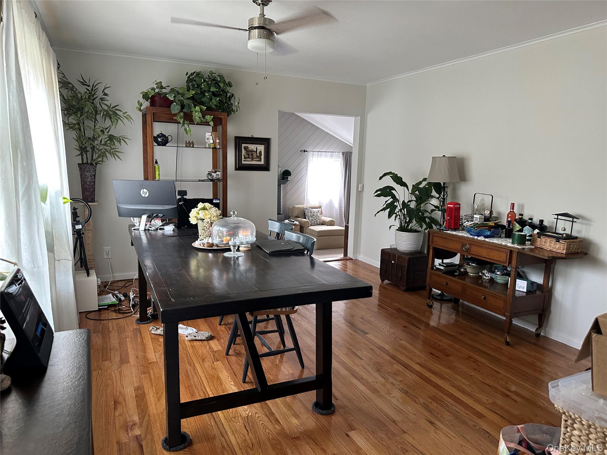 7 Dogwood Street, Farmingdale, NY 11735