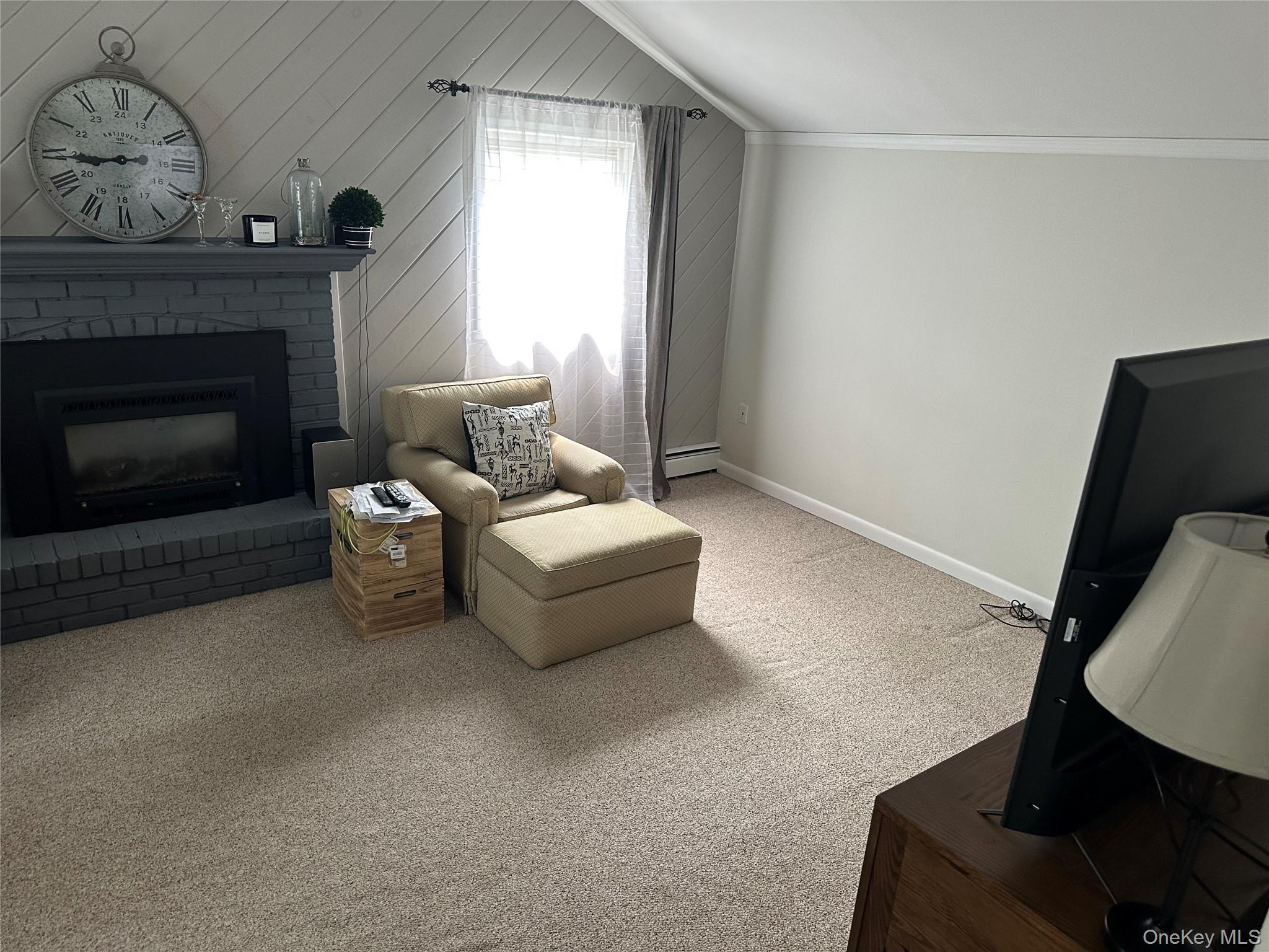 7 Dogwood Street, Farmingdale, NY 11735