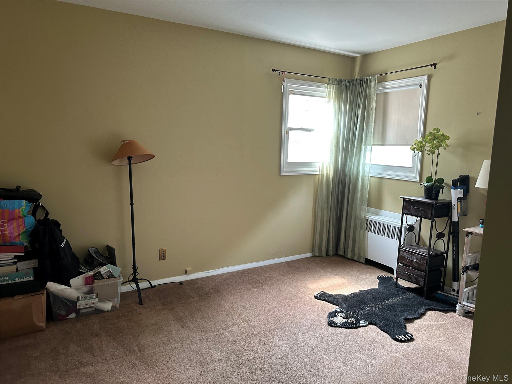 7 Dogwood Street, Farmingdale, NY 11735