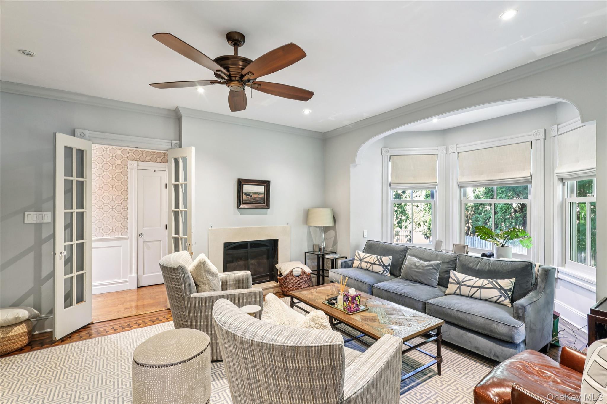 19 E Williston Avenue, East Williston, NY 11596