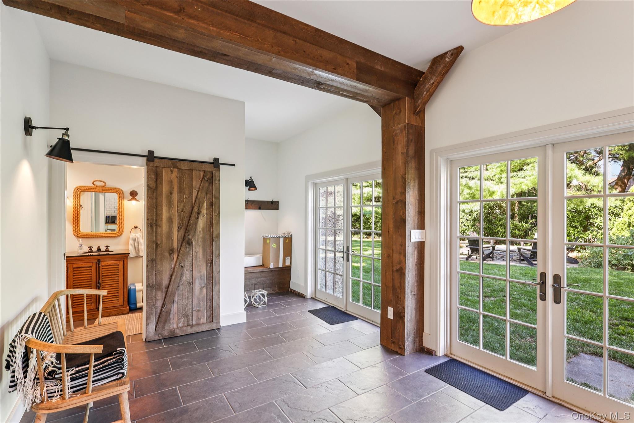 19 E Williston Avenue, East Williston, NY 11596