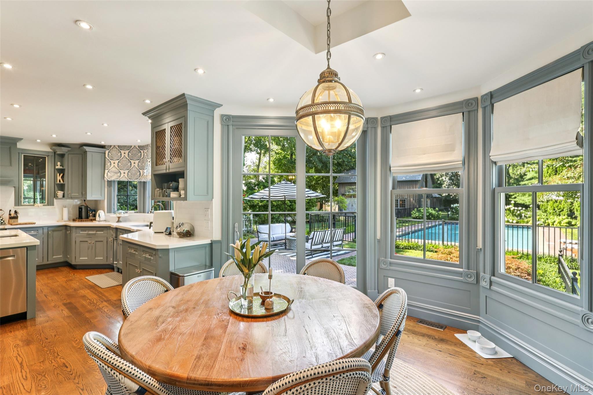 19 E Williston Avenue, East Williston, NY 11596