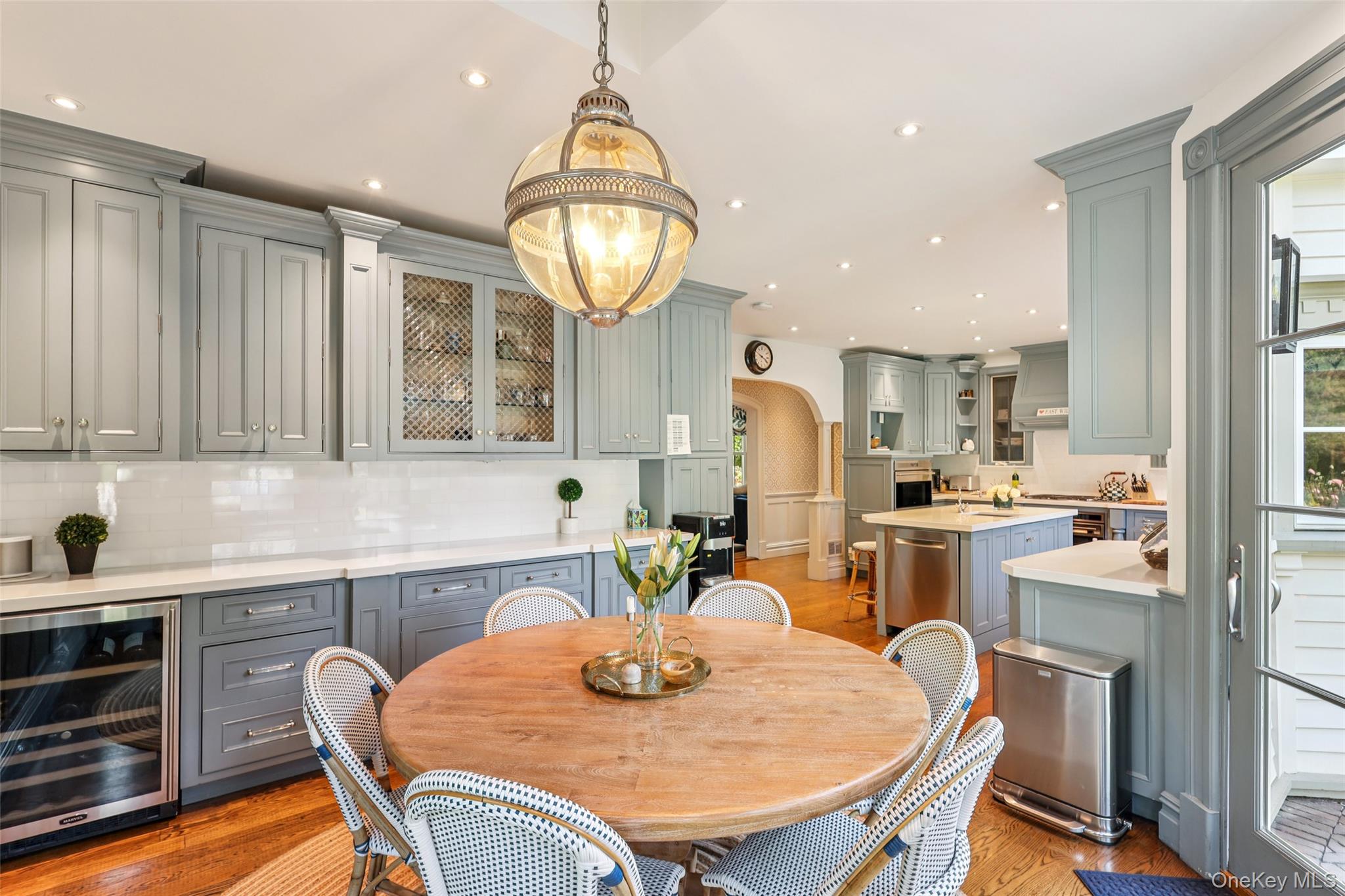 19 E Williston Avenue, East Williston, NY 11596