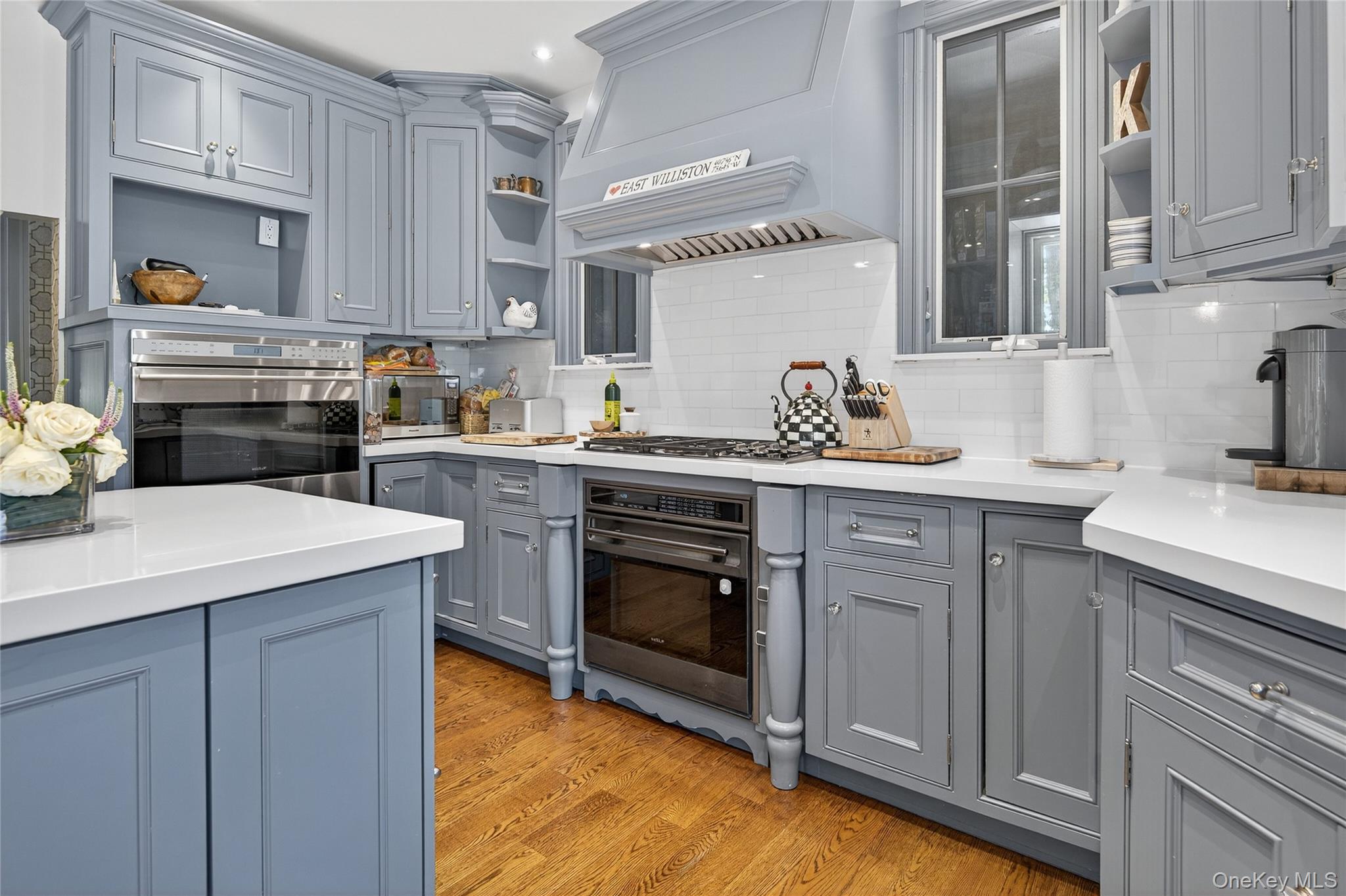 19 E Williston Avenue, East Williston, NY 11596