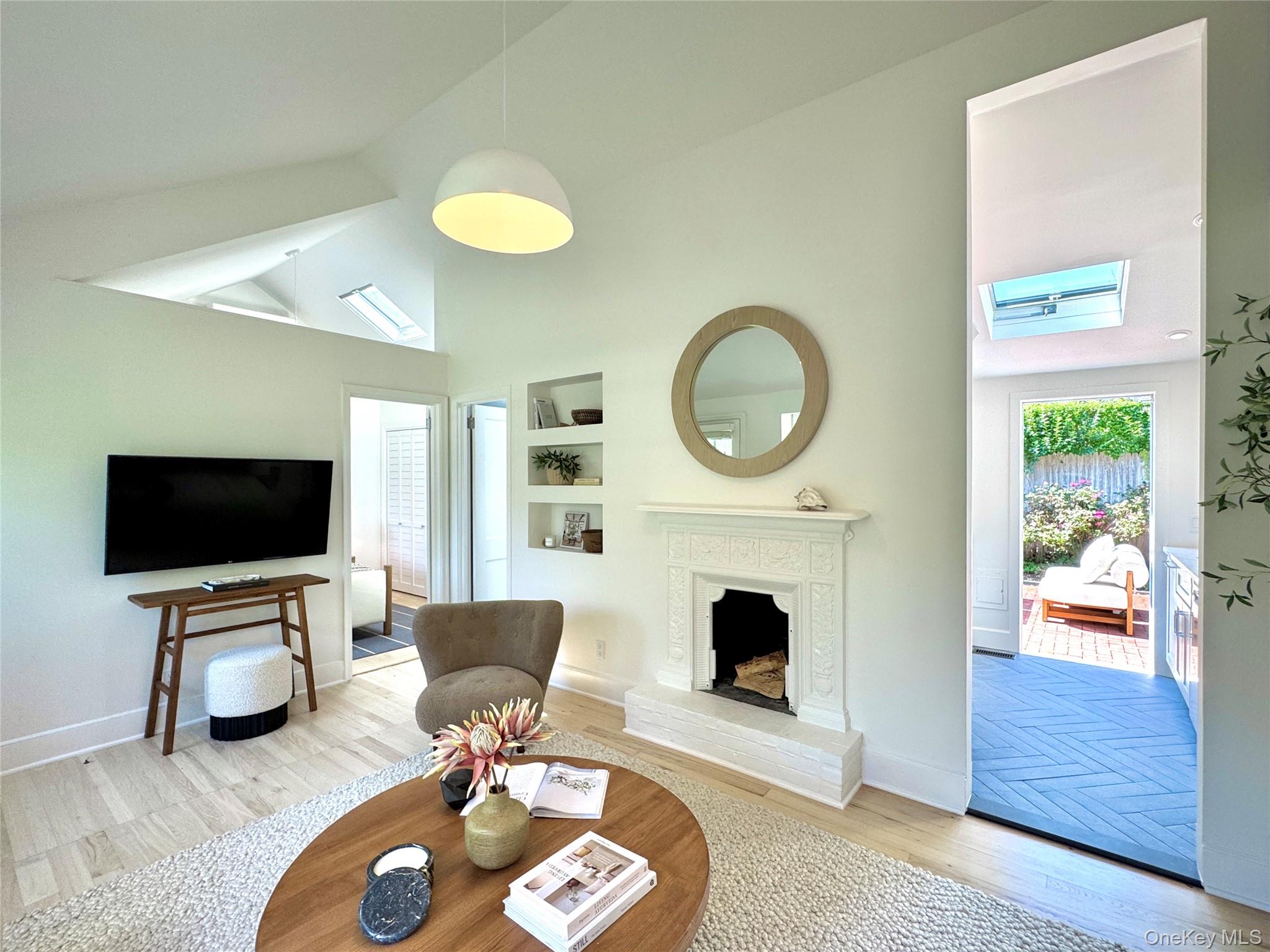 92 Ocean Avenue # 3, East Hampton, NY 11937