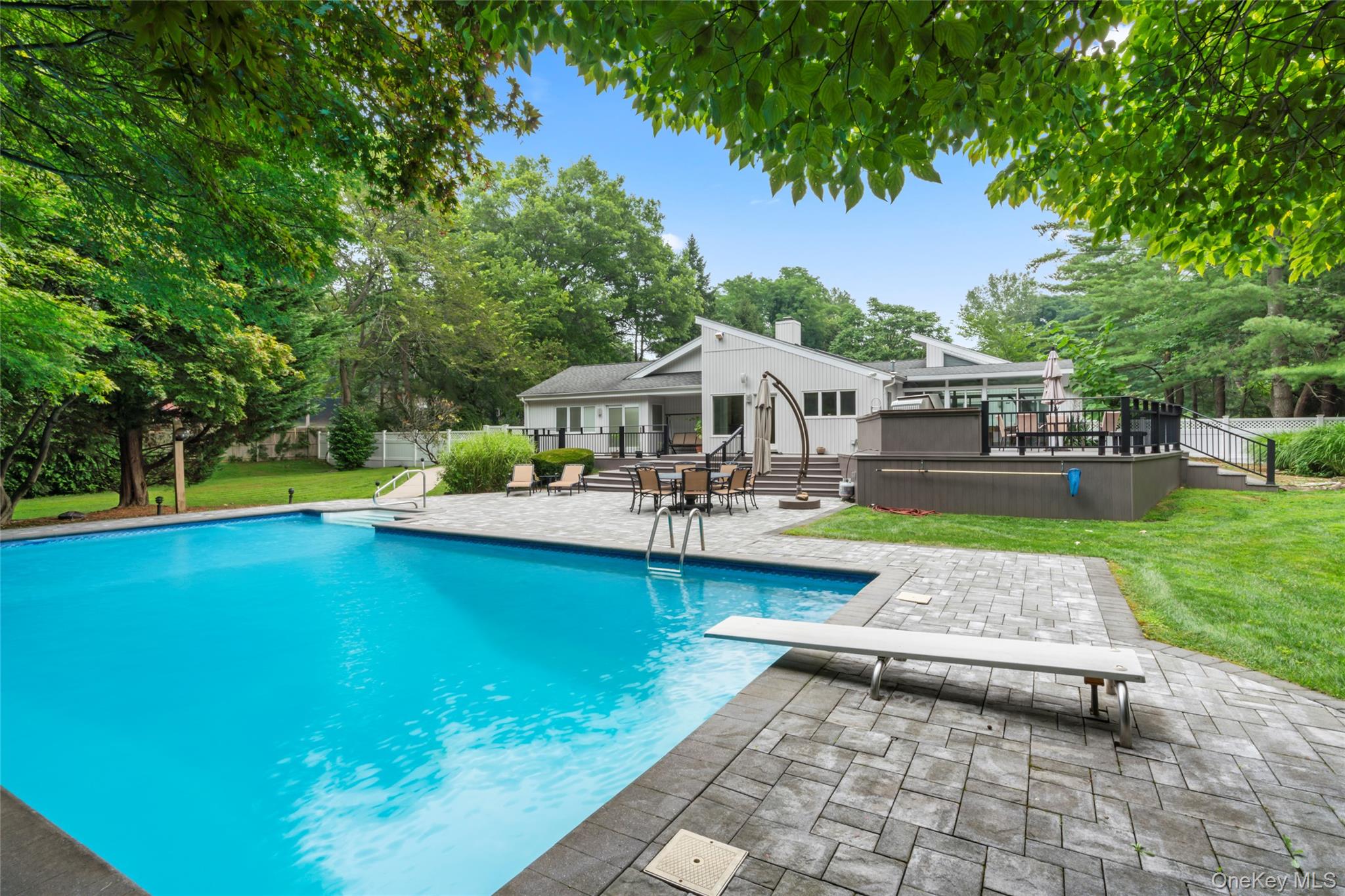 2 Bristol Drive, Woodbury, NY 11797