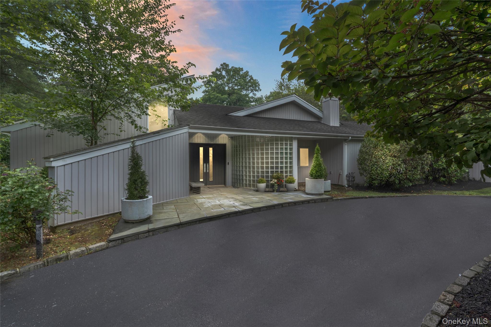 2 Bristol Drive, Woodbury, NY 11797