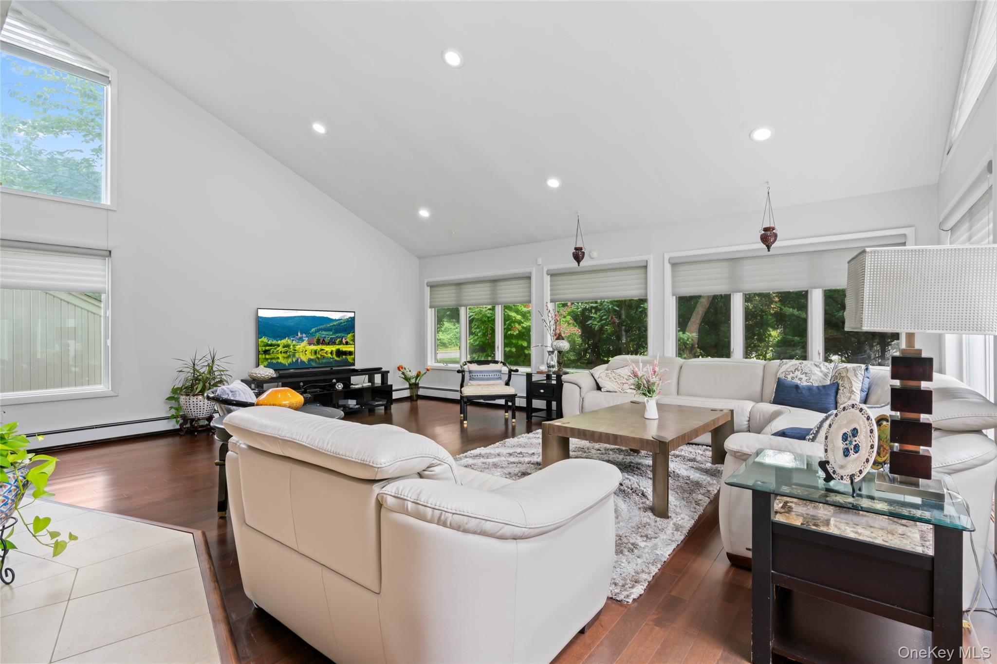 2 Bristol Drive, Woodbury, NY 11797