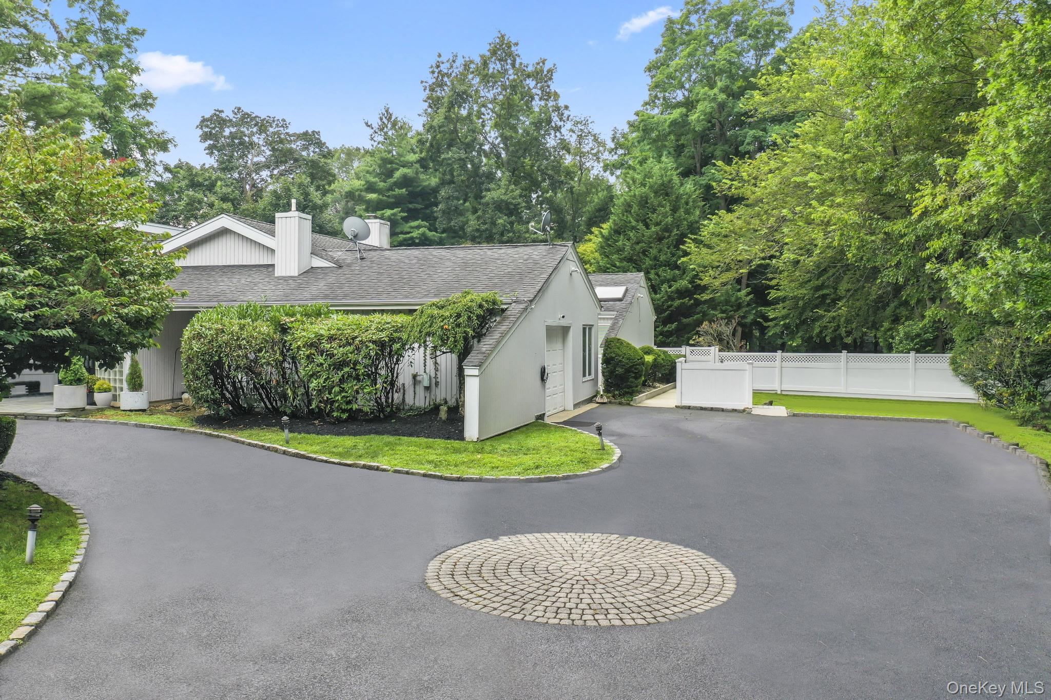 2 Bristol Drive, Woodbury, NY 11797