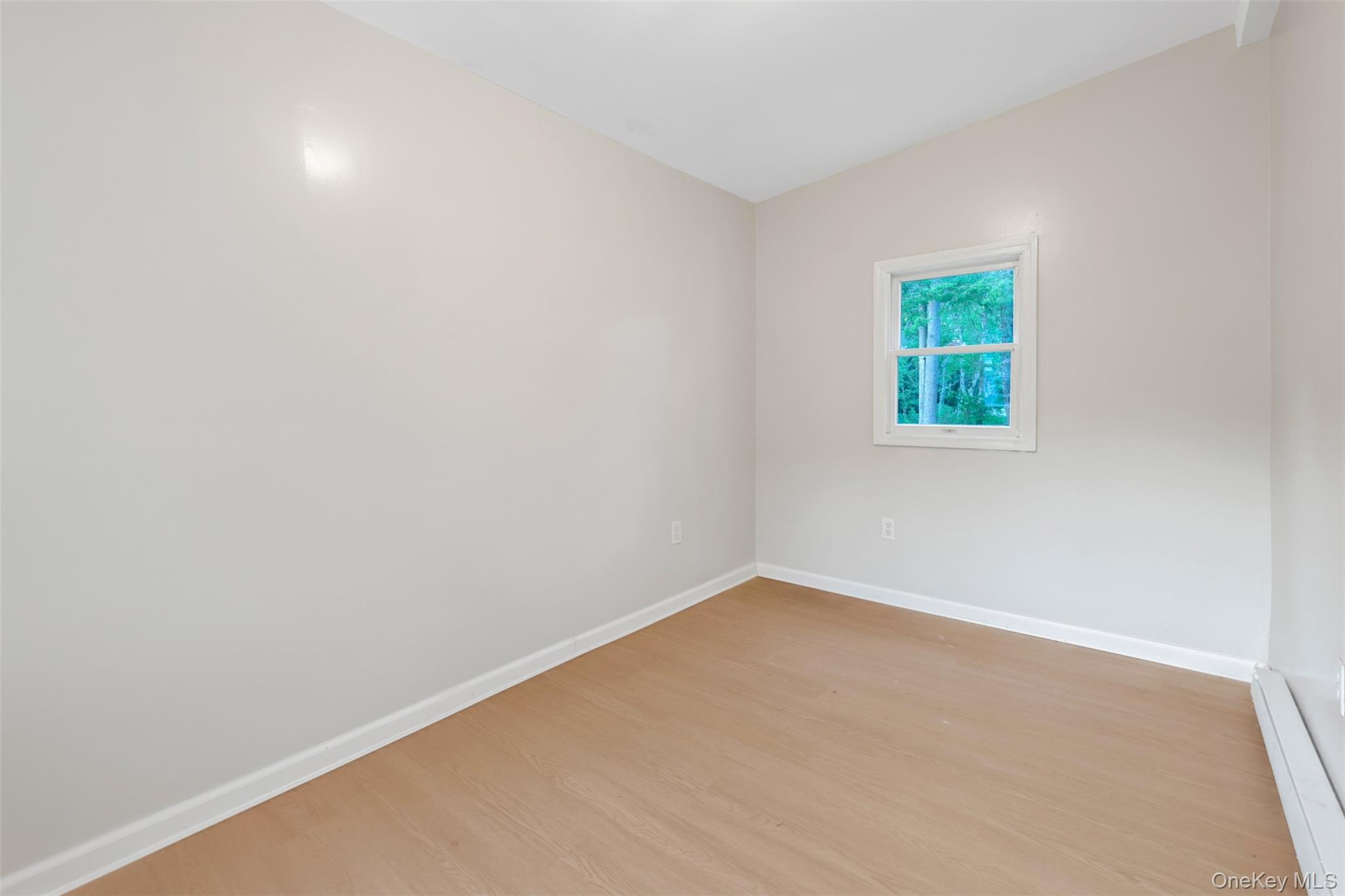 22 Edgewood Place, South Fallsburg, NY 12779