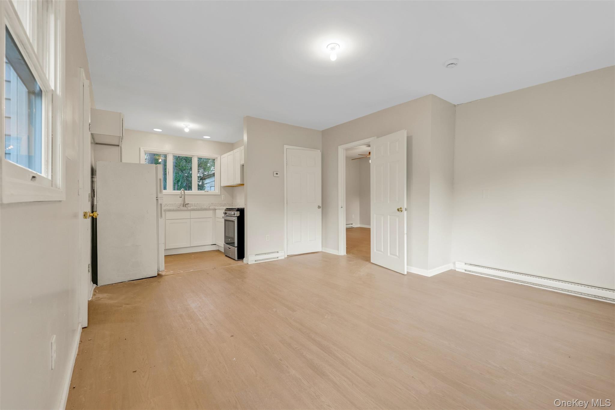 24 Edgewood Place, South Fallsburg, NY 12779