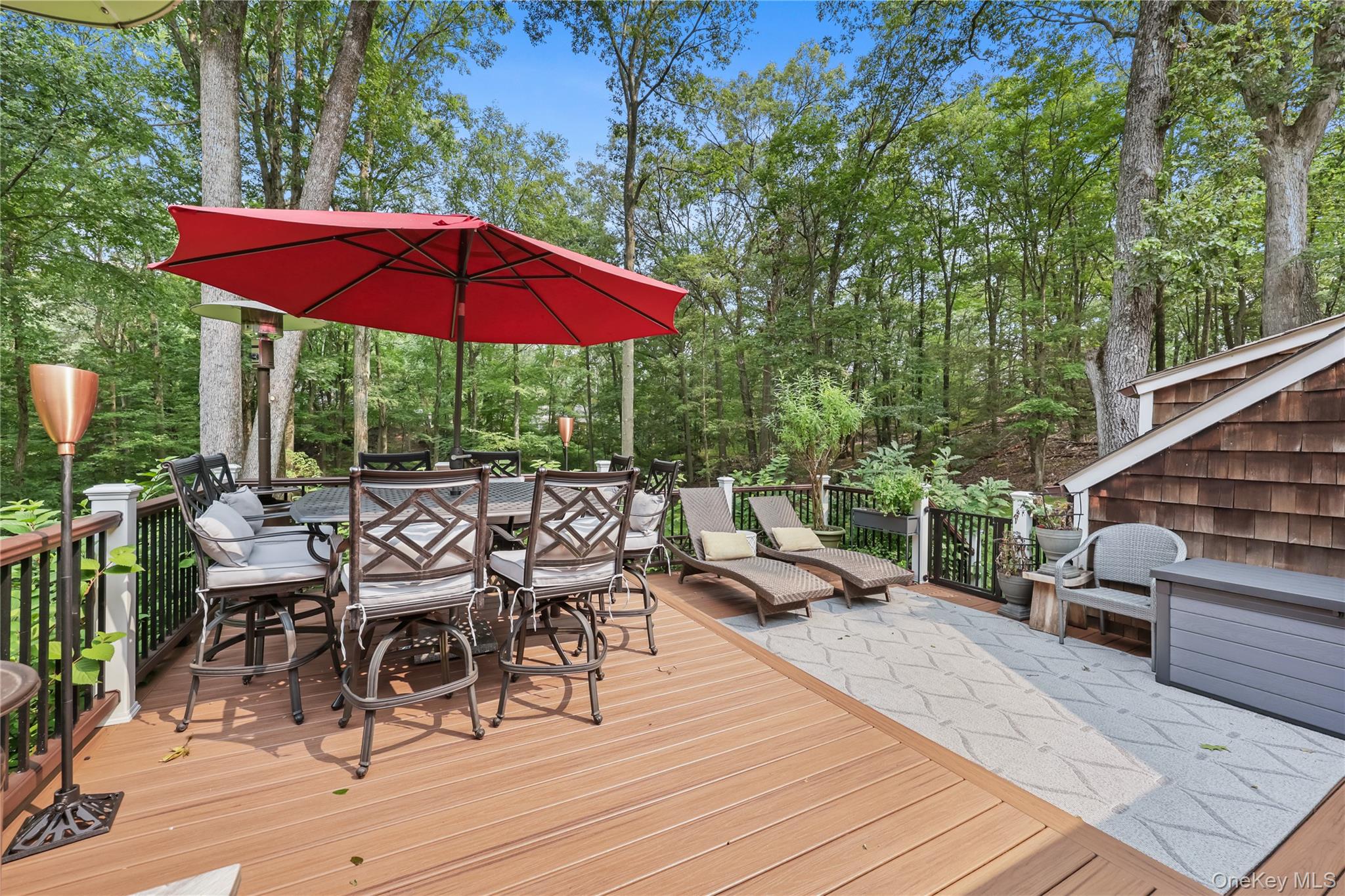 27 Deepwood Hill, Chappaqua, NY 10514