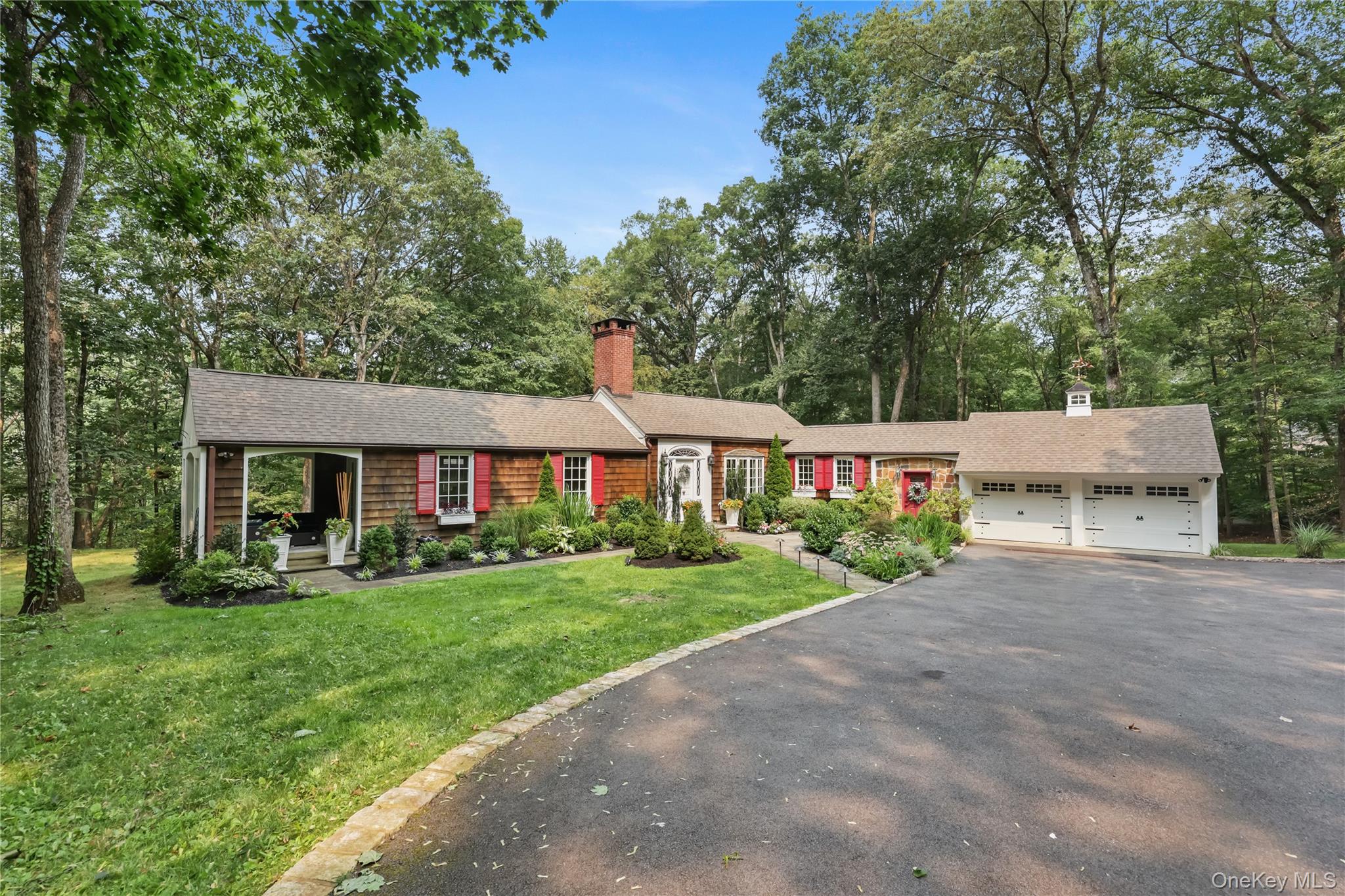 27 Deepwood Hill, Chappaqua, NY 10514