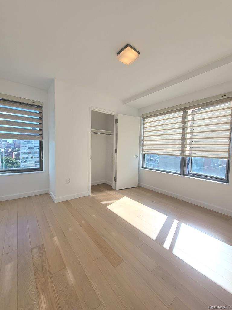 138-35 39th Avenue # 8G, Flushing, NY 11354