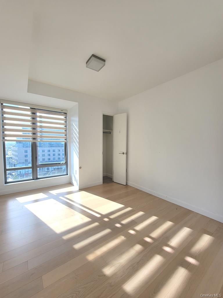 138-35 39th Avenue # 8G, Flushing, NY 11354