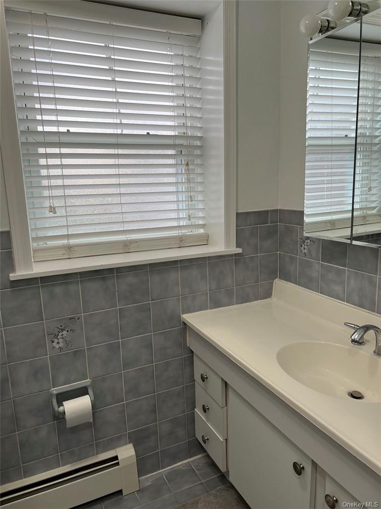 39 Wilmot Road # 1st Fl, Scarsdale, NY 10583