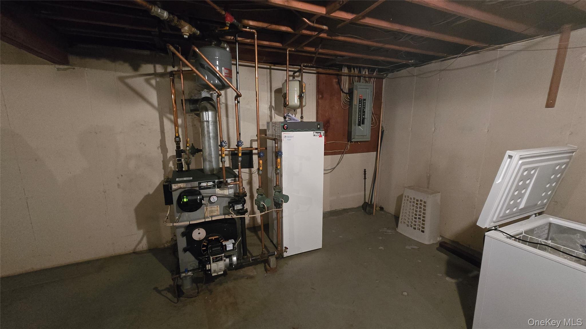 52 Timber Drive, Calverton, NY 11933