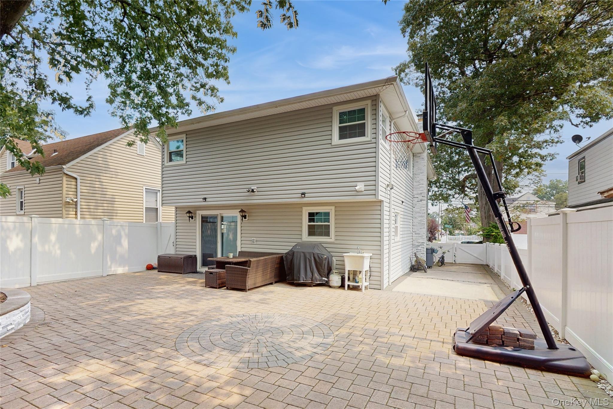 110 Roeckel Avenue, Valley Stream, NY 11580