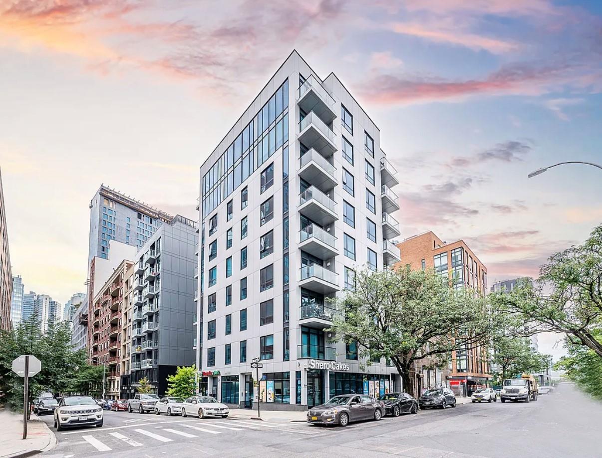 27th street 41-04 # 9B, Long Island City, NY 11101
