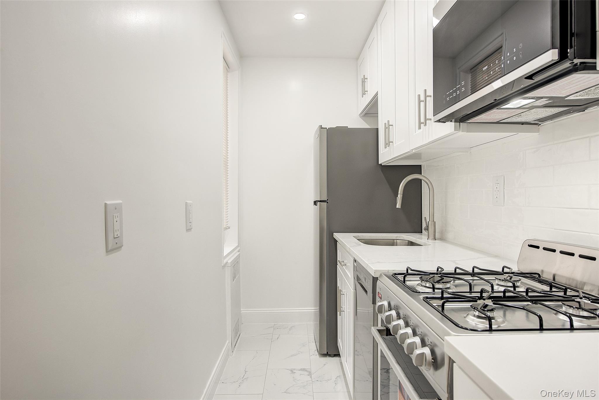 76-36 113th Street # 4J, Forest Hills, NY 11375