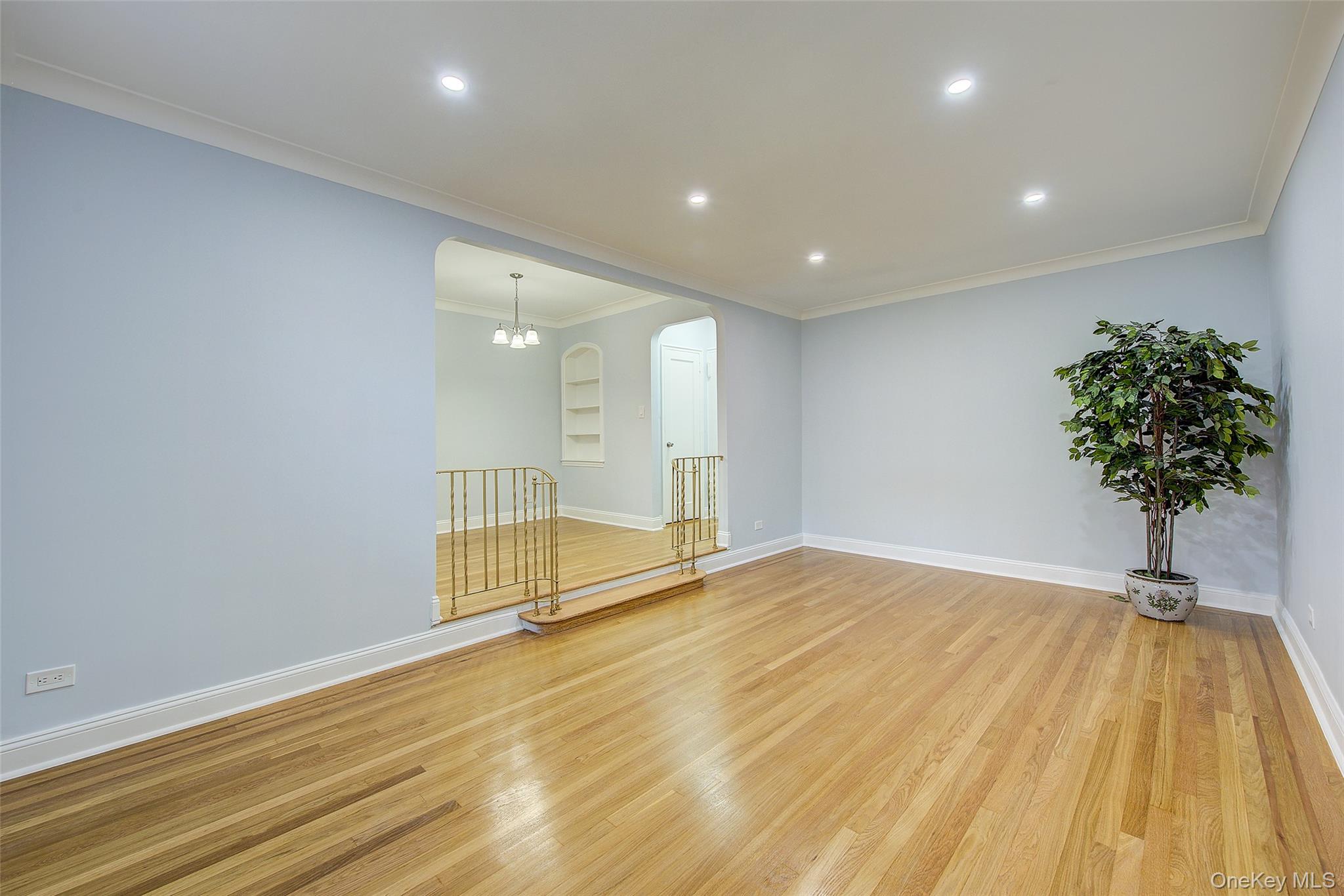 76-36 113th Street # 4J, Forest Hills, NY 11375