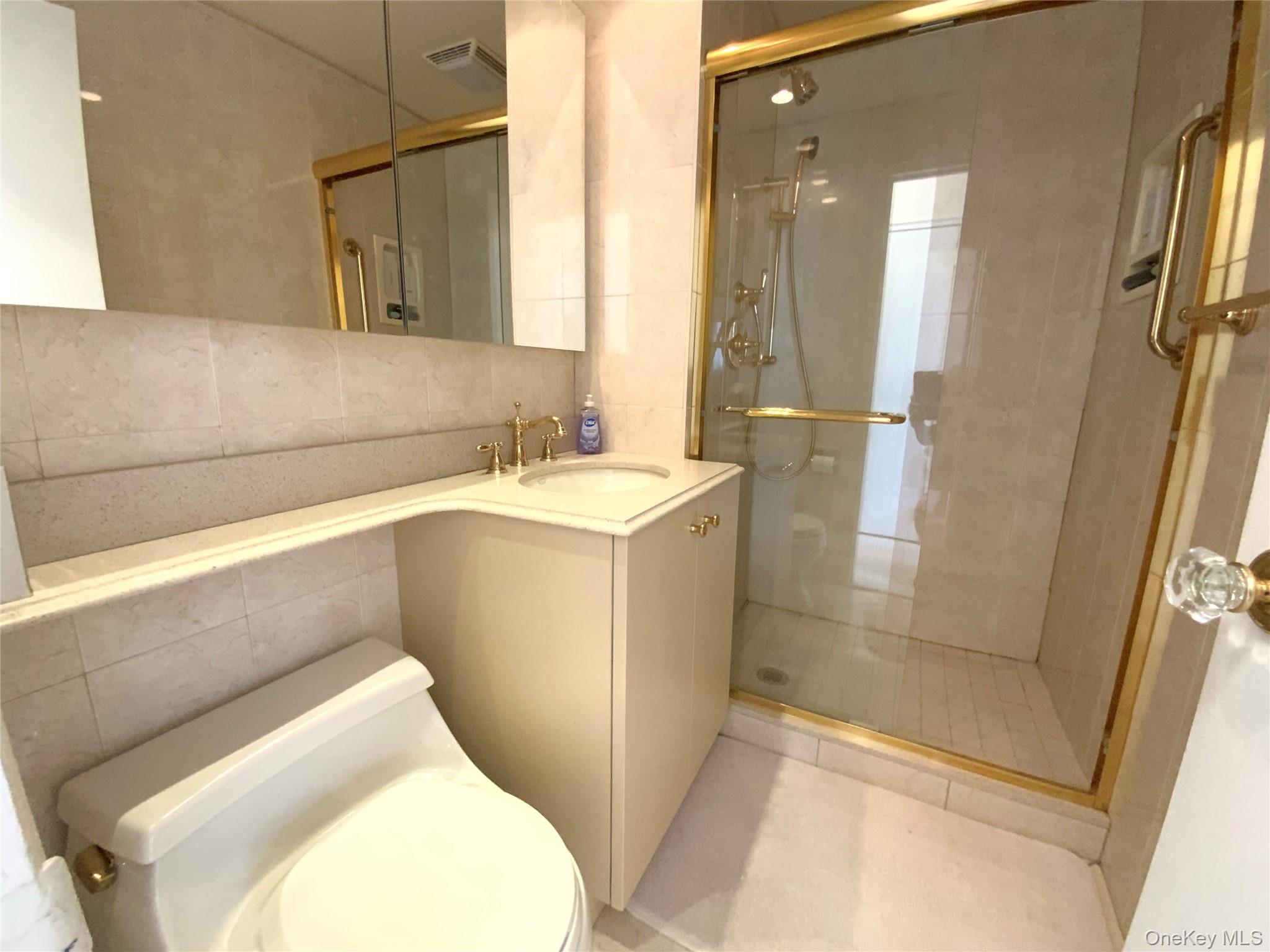 27010 Grand Central Parkway # 25O, Floral Park, NY 11005