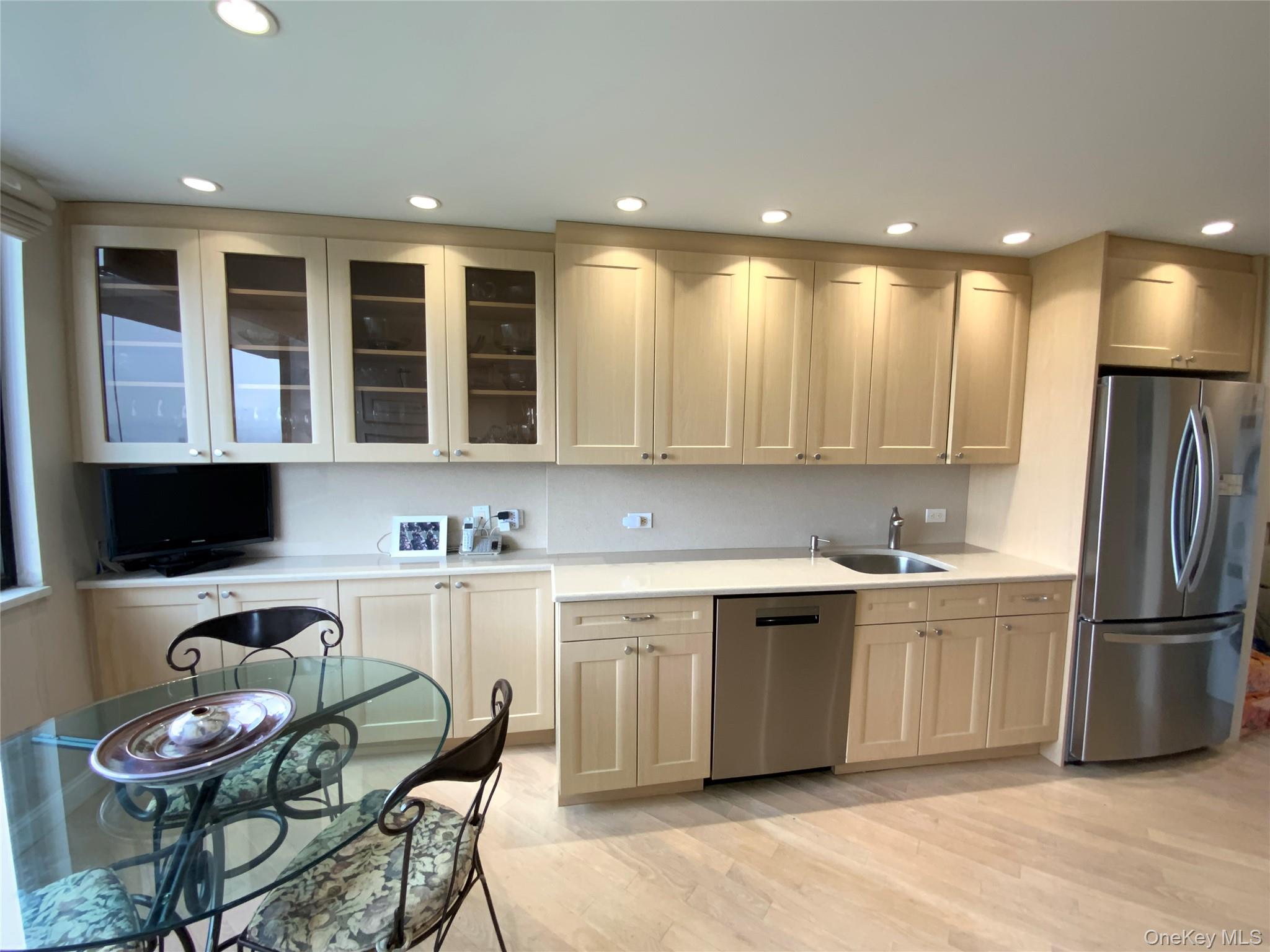 27010 Grand Central Parkway # 25O, Floral Park, NY 11005