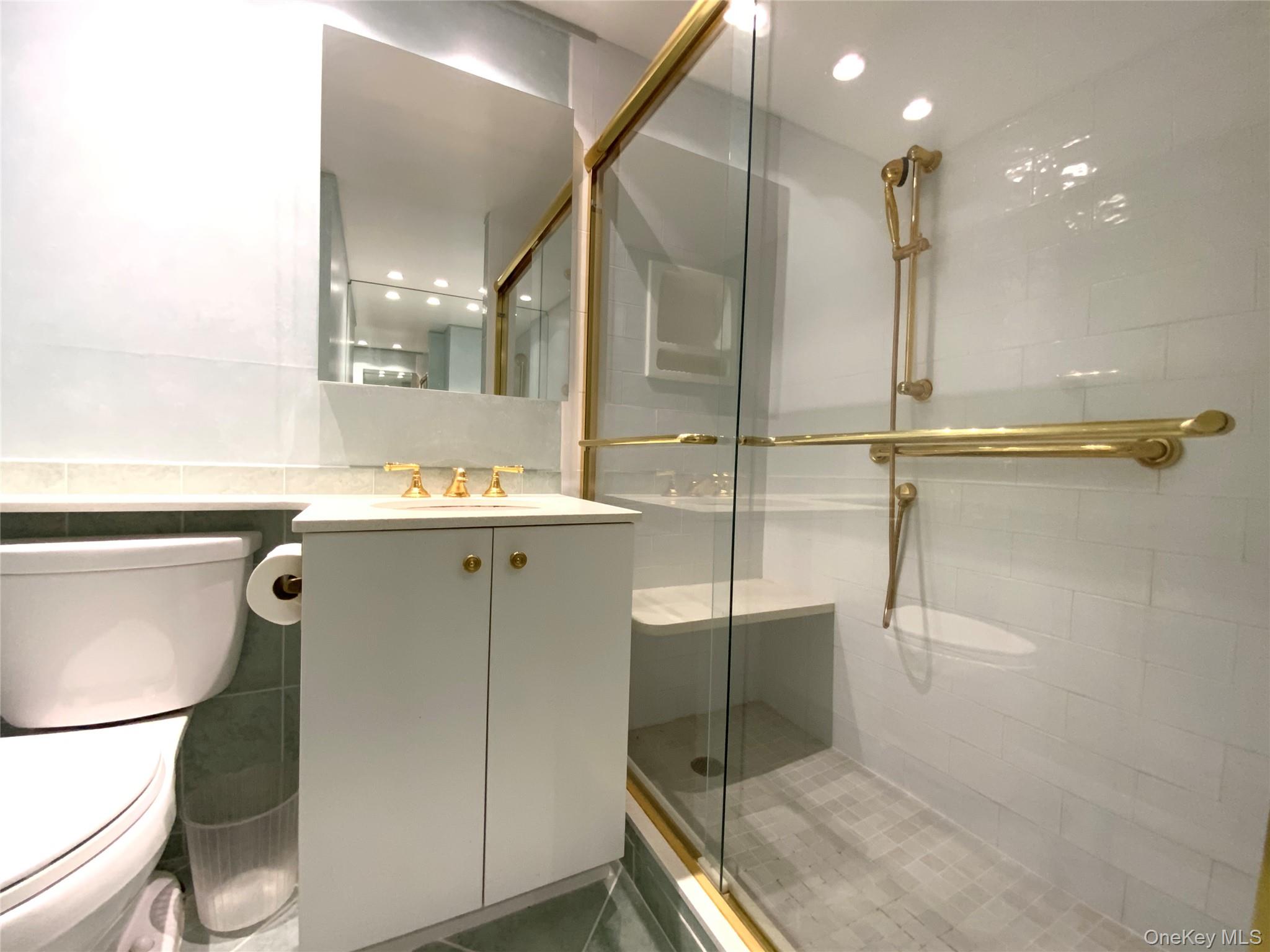 27010 Grand Central Parkway # 25O, Floral Park, NY 11005