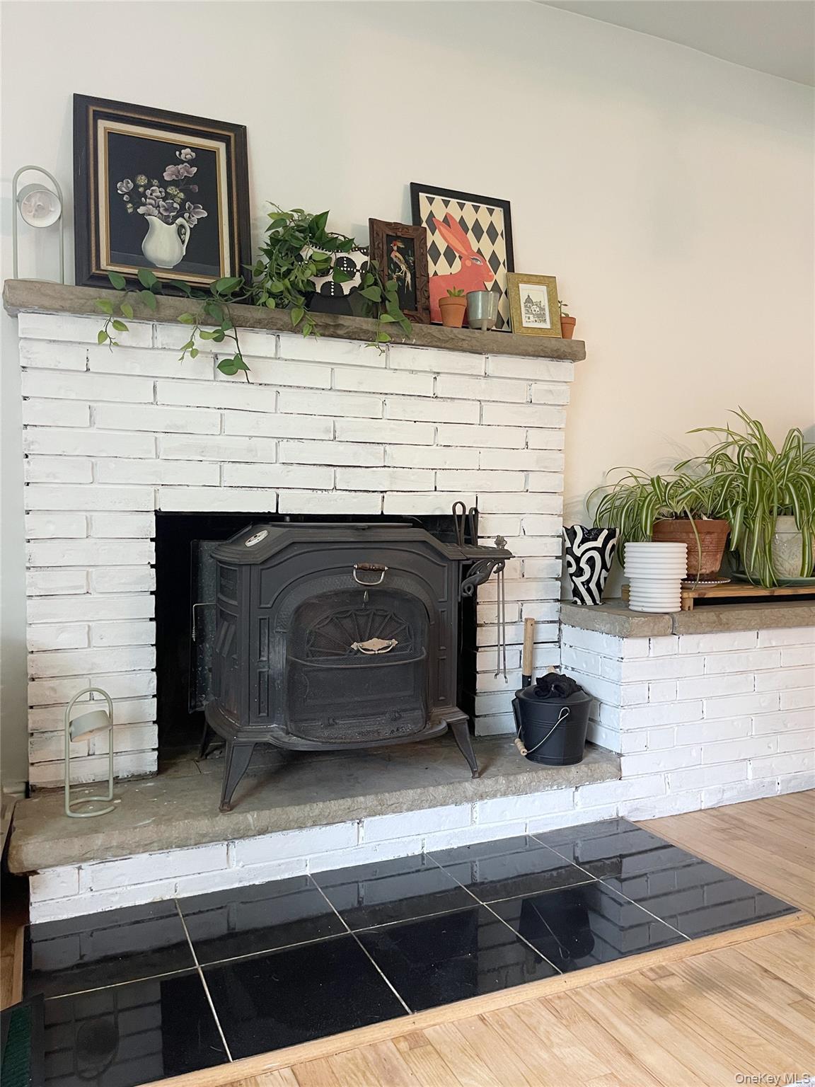 5 Violet Place, Woodstock, NY 12498