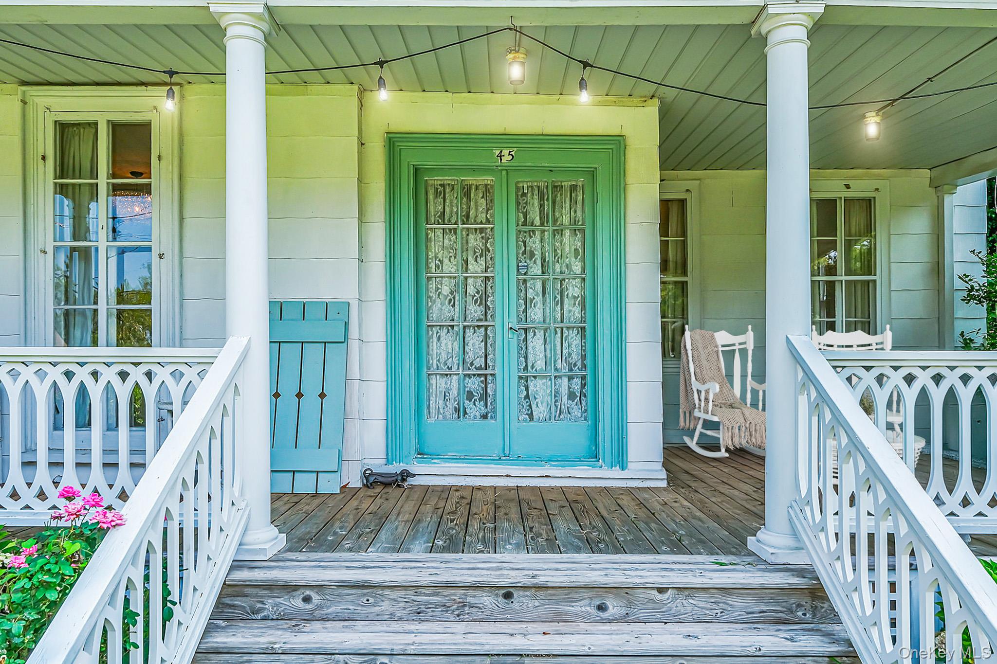 45 Shore Road, East Setauket, NY 11733