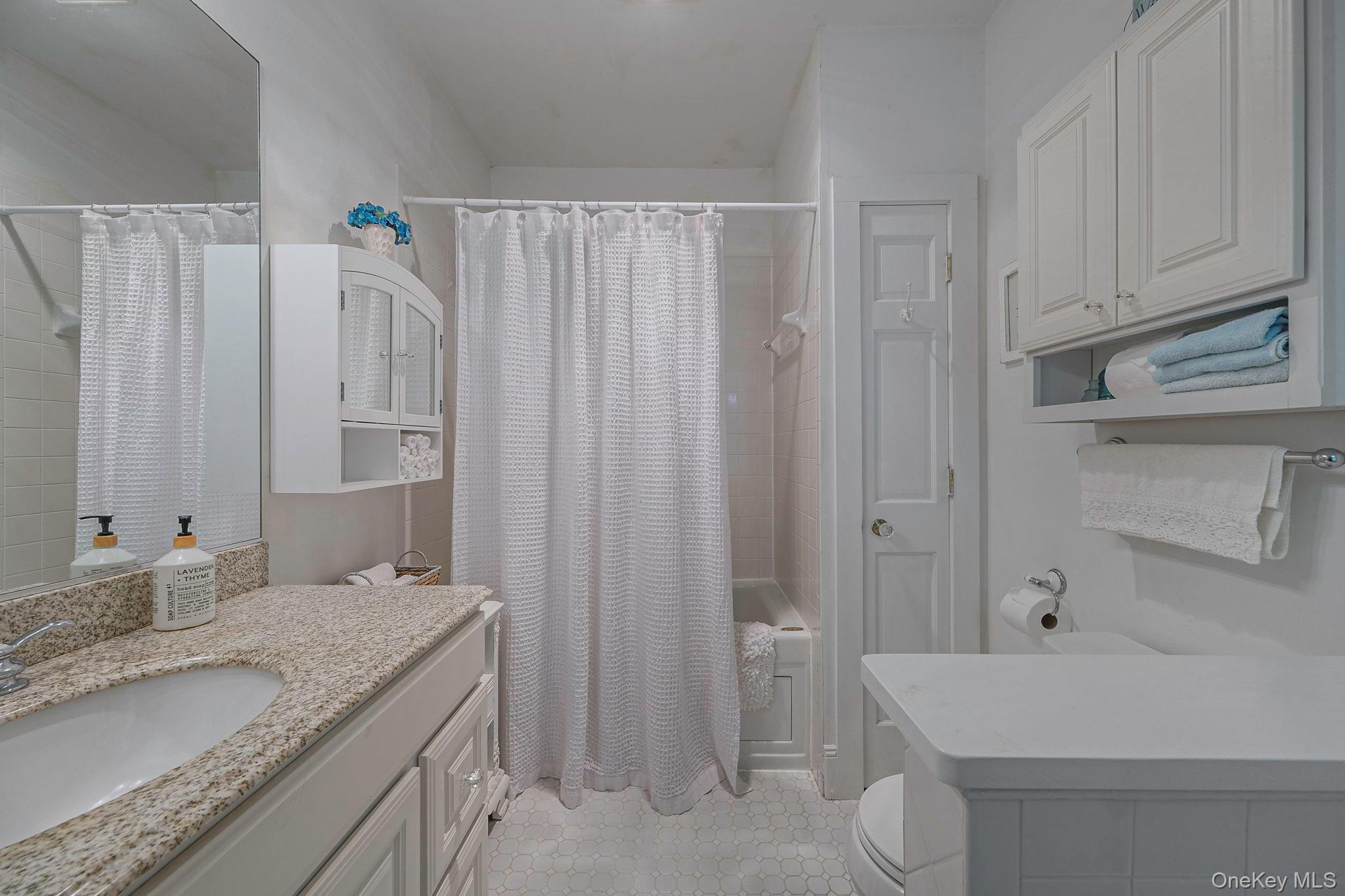 45 Shore Road, East Setauket, NY 11733