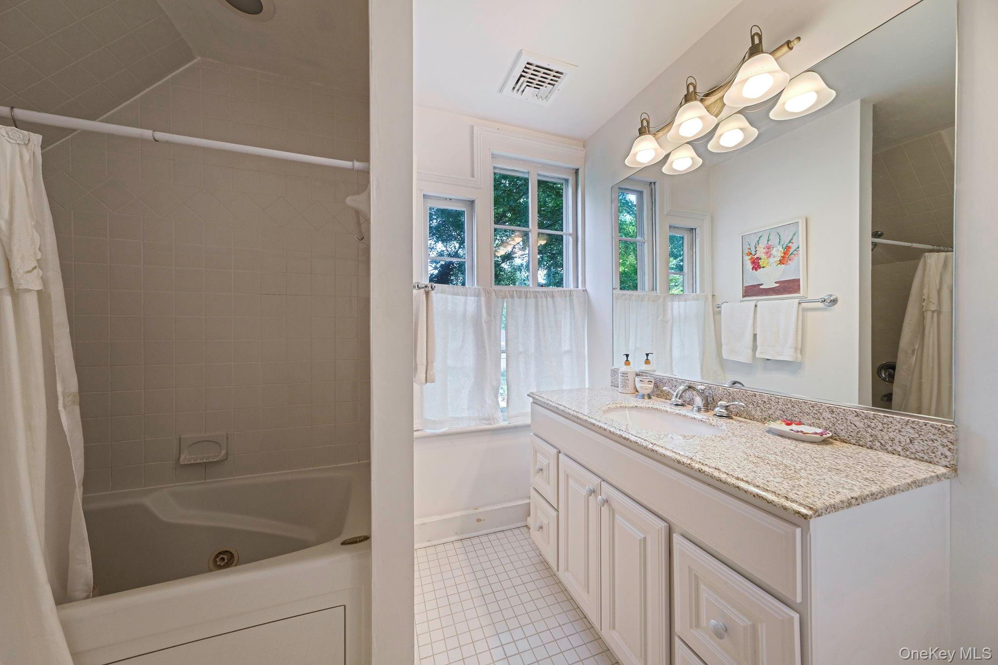 45 Shore Road, East Setauket, NY 11733