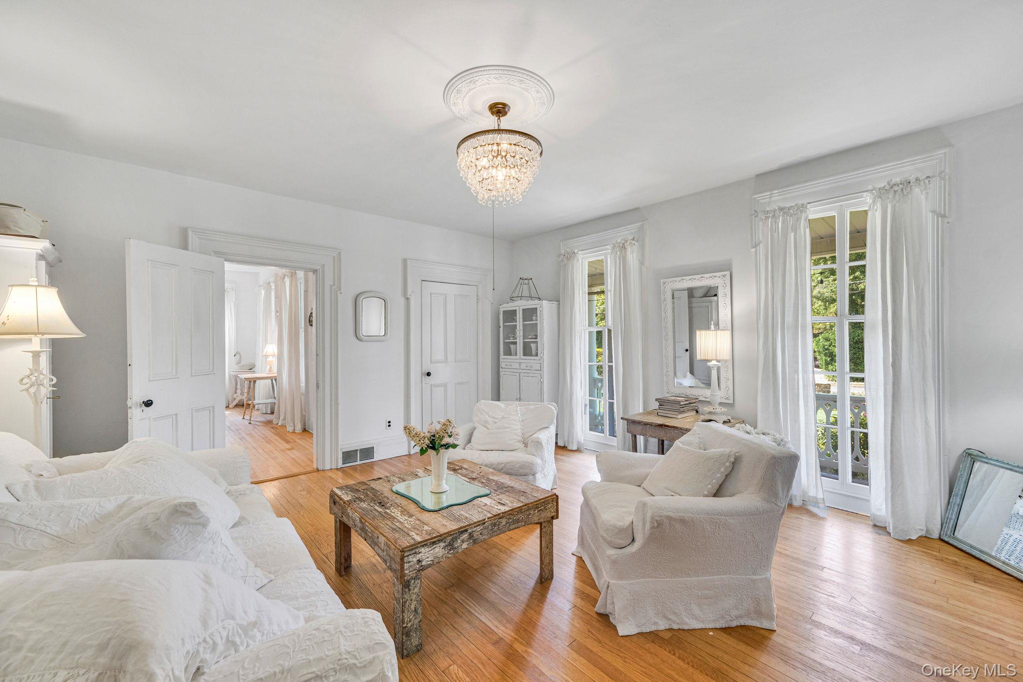 45 Shore Road, East Setauket, NY 11733