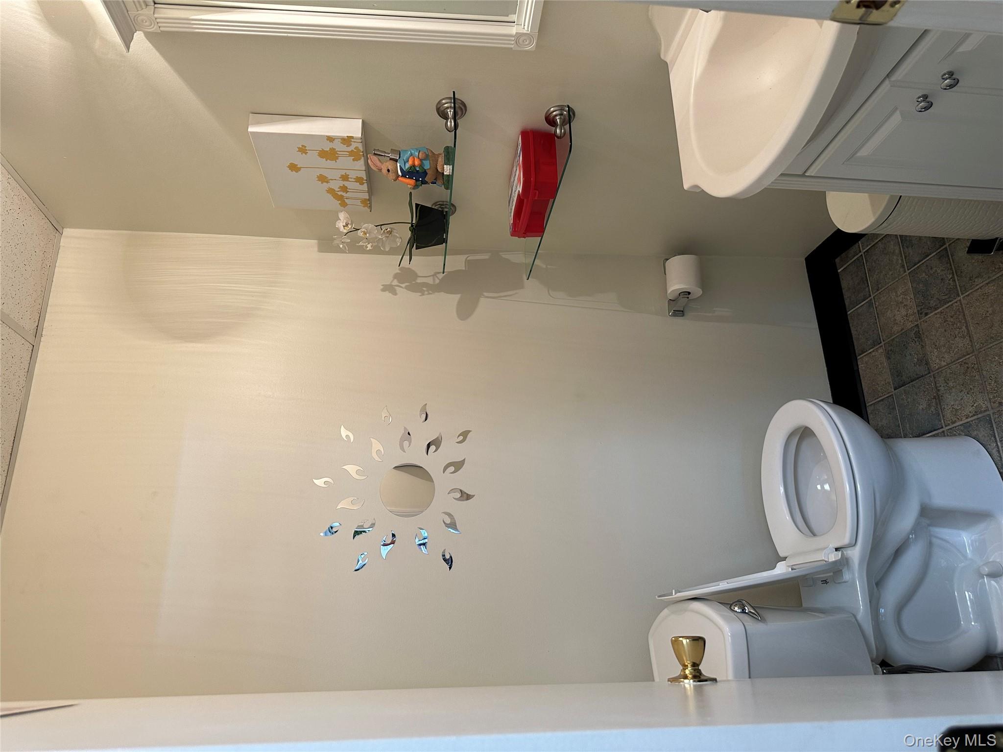 414 Elwood Avenue, Hawthorne, NY 10532