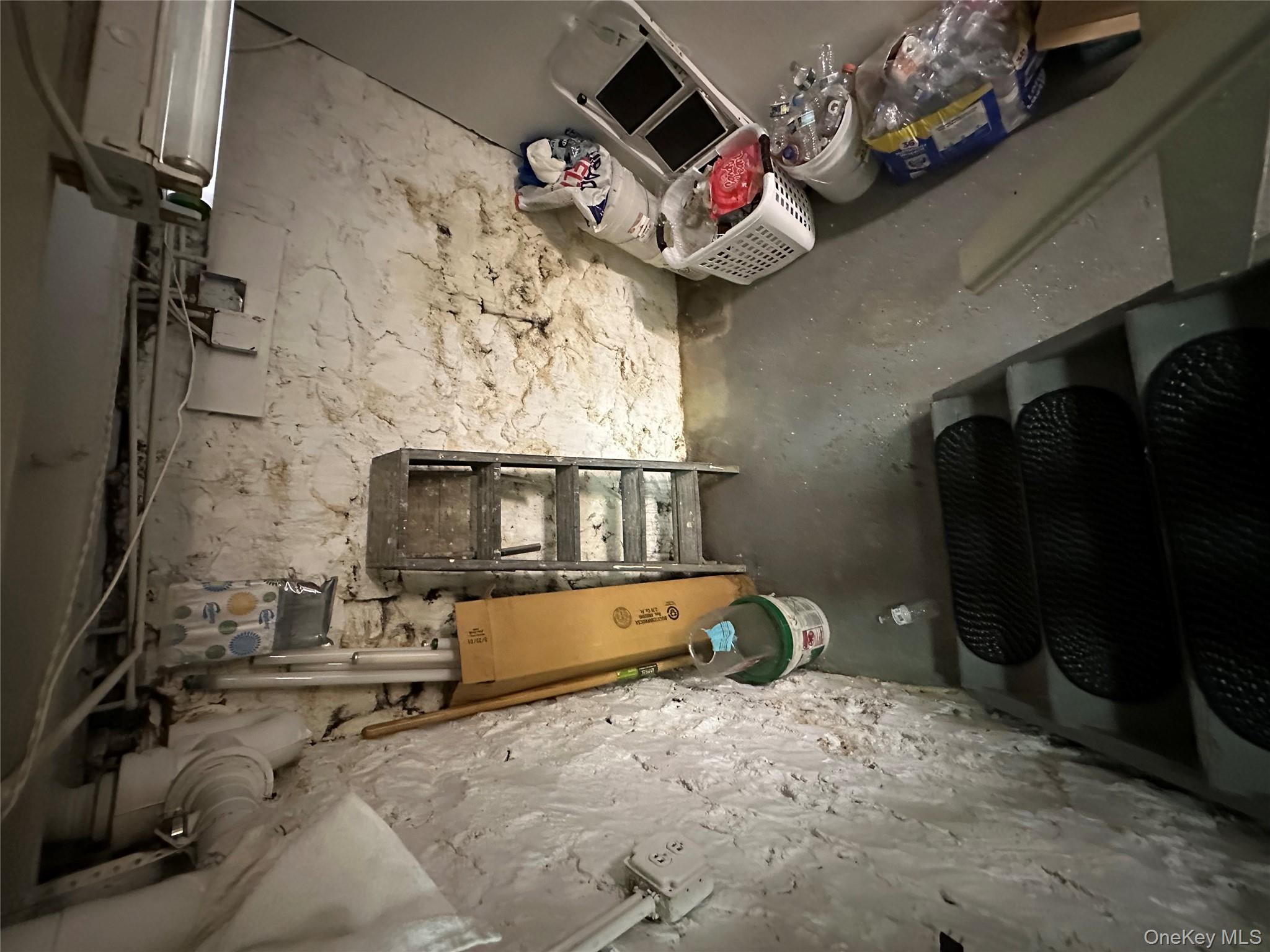 414 Elwood Avenue, Hawthorne, NY 10532