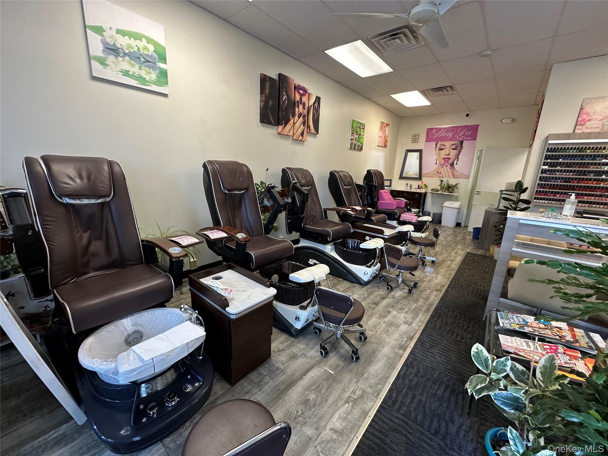 414 Elwood Avenue, Hawthorne, NY 10532