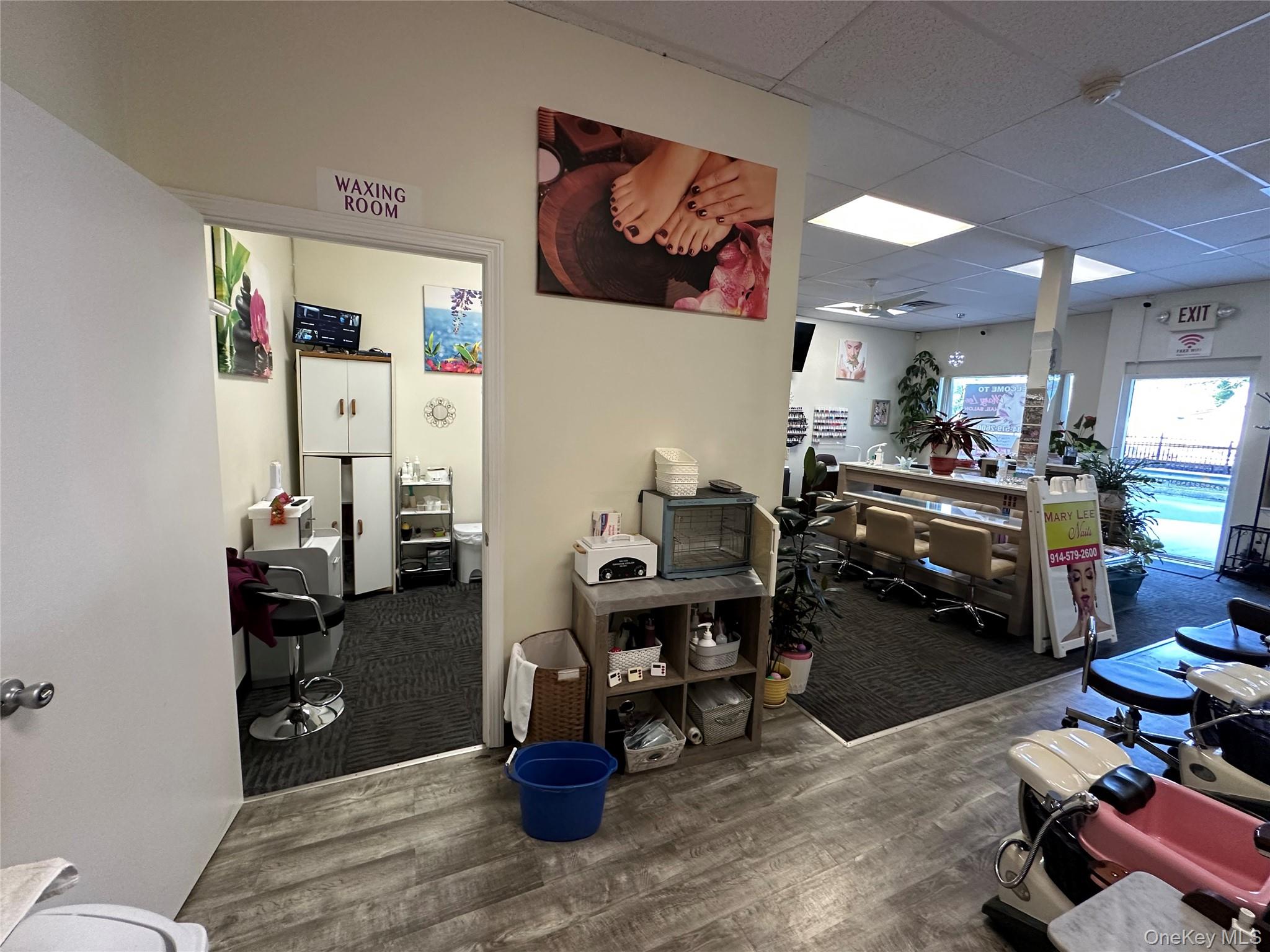 414 Elwood Avenue, Hawthorne, NY 10532