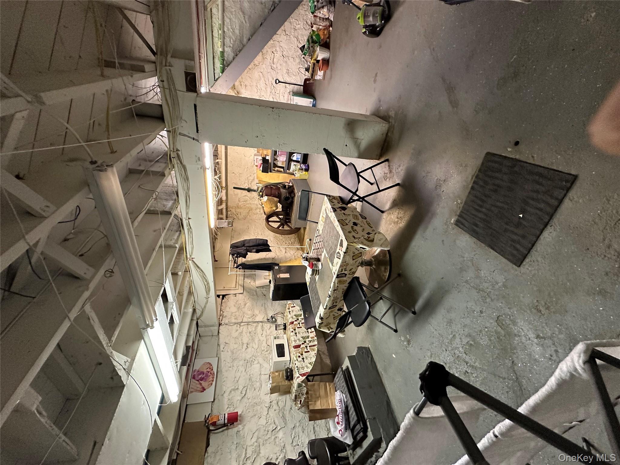 414 Elwood Avenue, Hawthorne, NY 10532