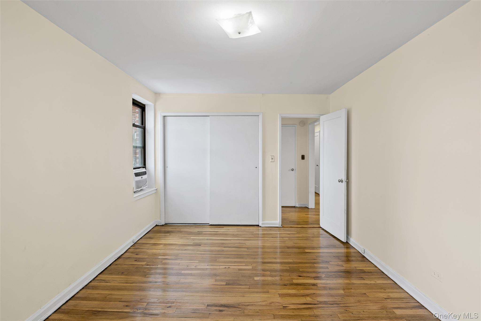 65-39 108th Street # E-10, Forest Hills, NY 11375