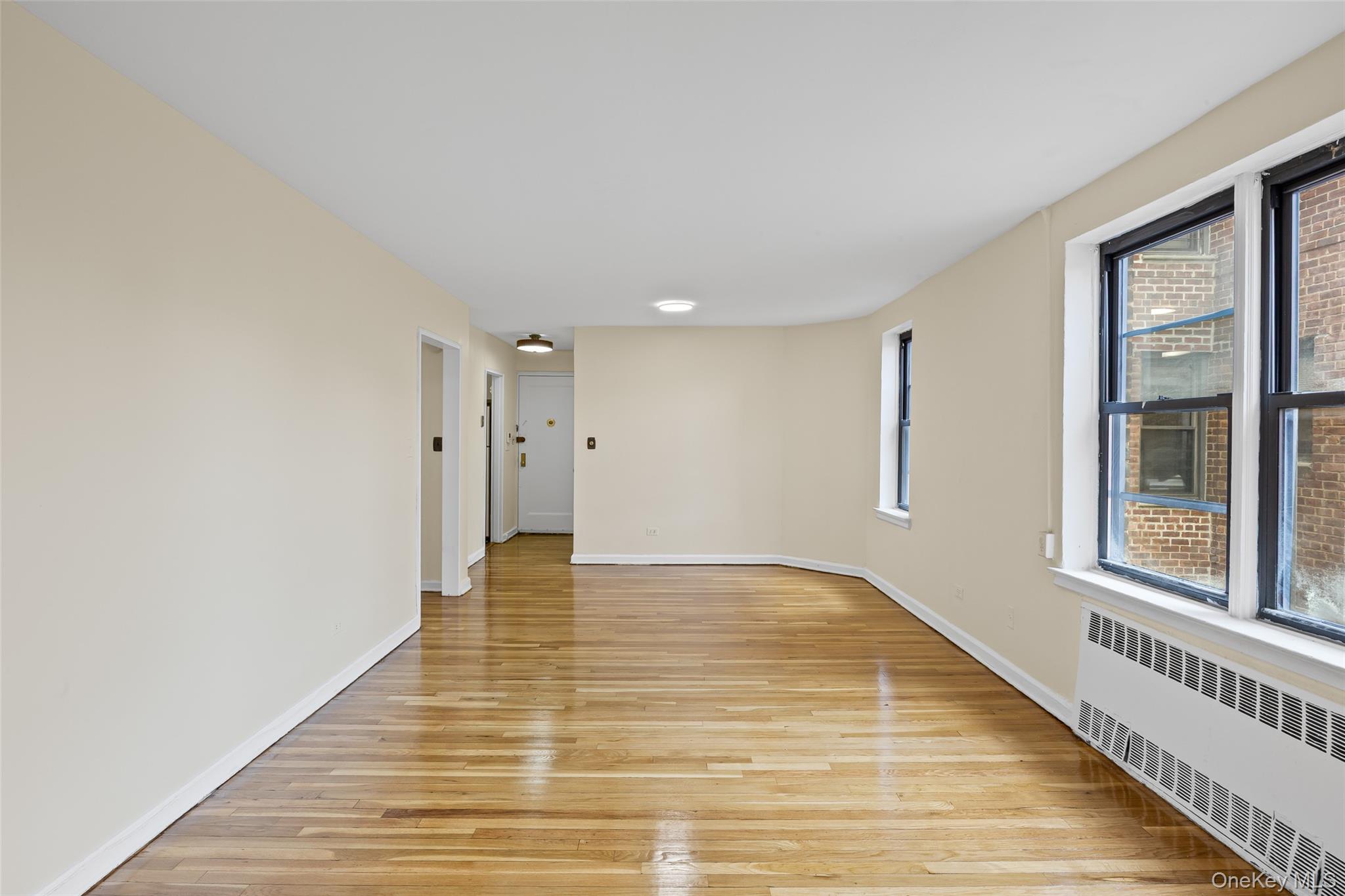 65-39 108th Street # E-10, Forest Hills, NY 11375