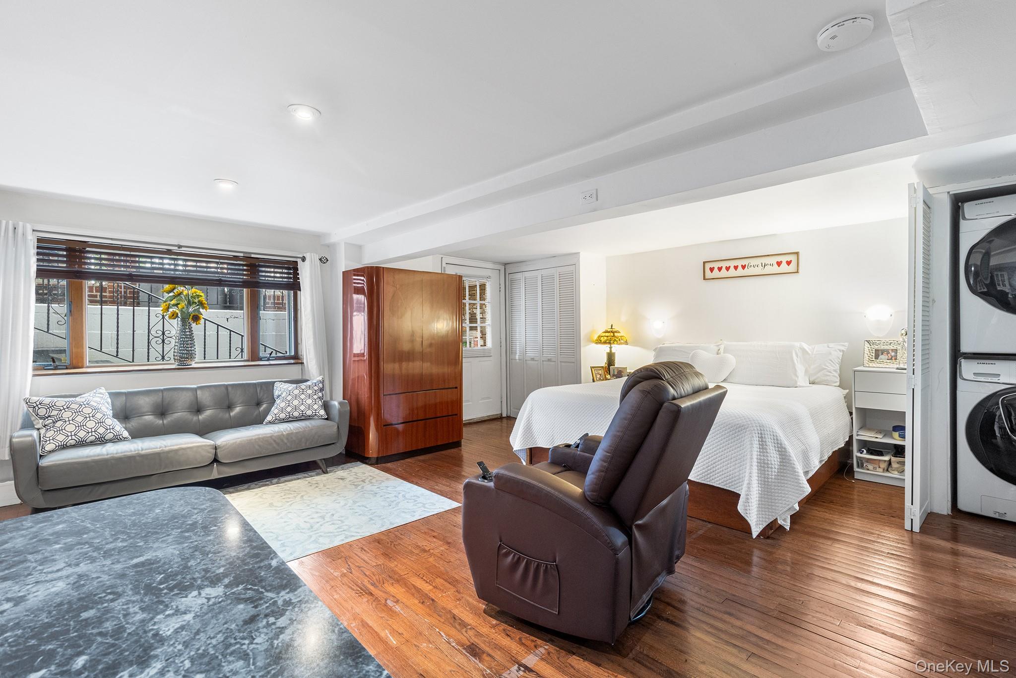 3411 11th Street, Astoria, NY 11106