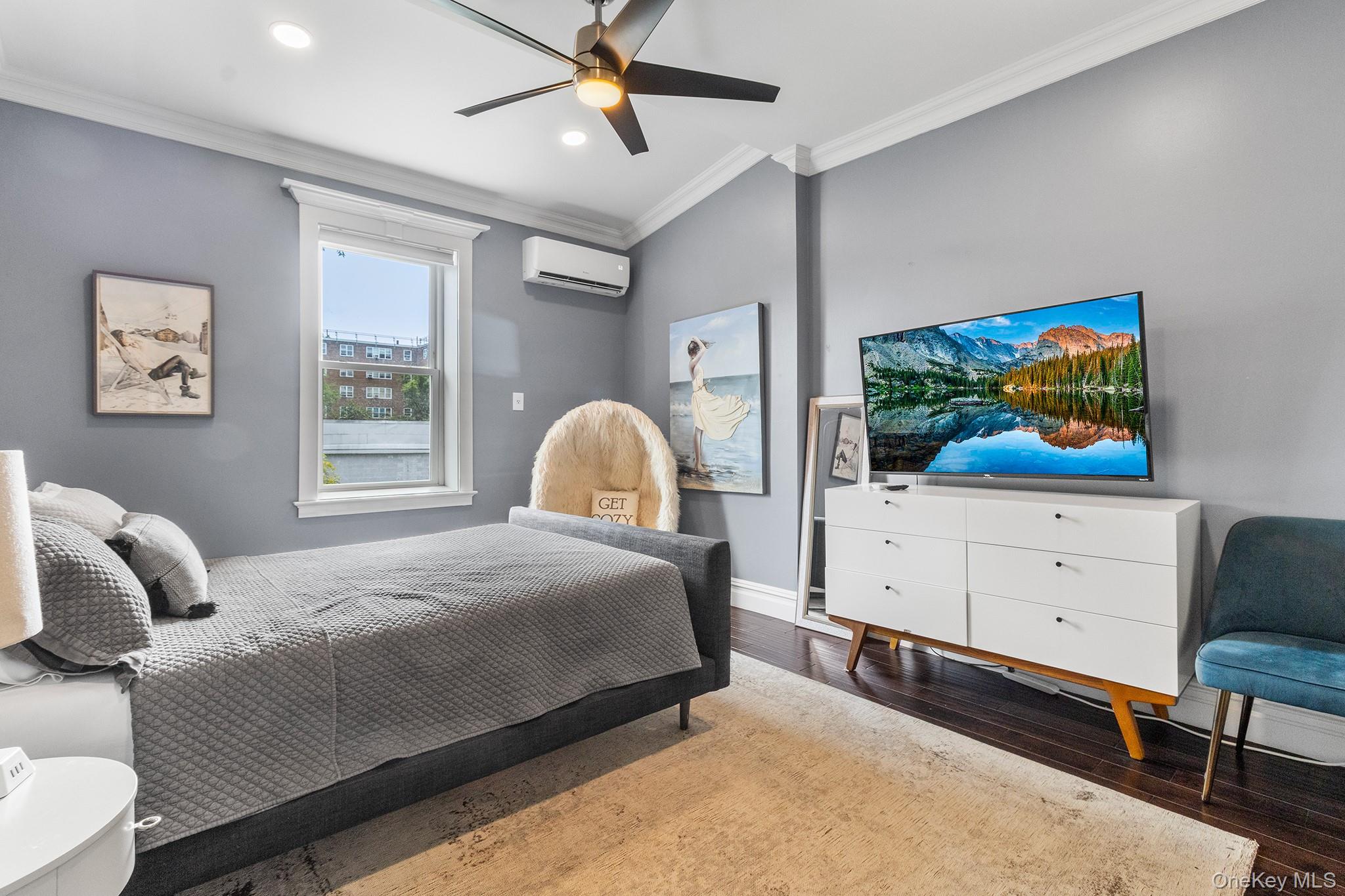 3411 11th Street, Astoria, NY 11106