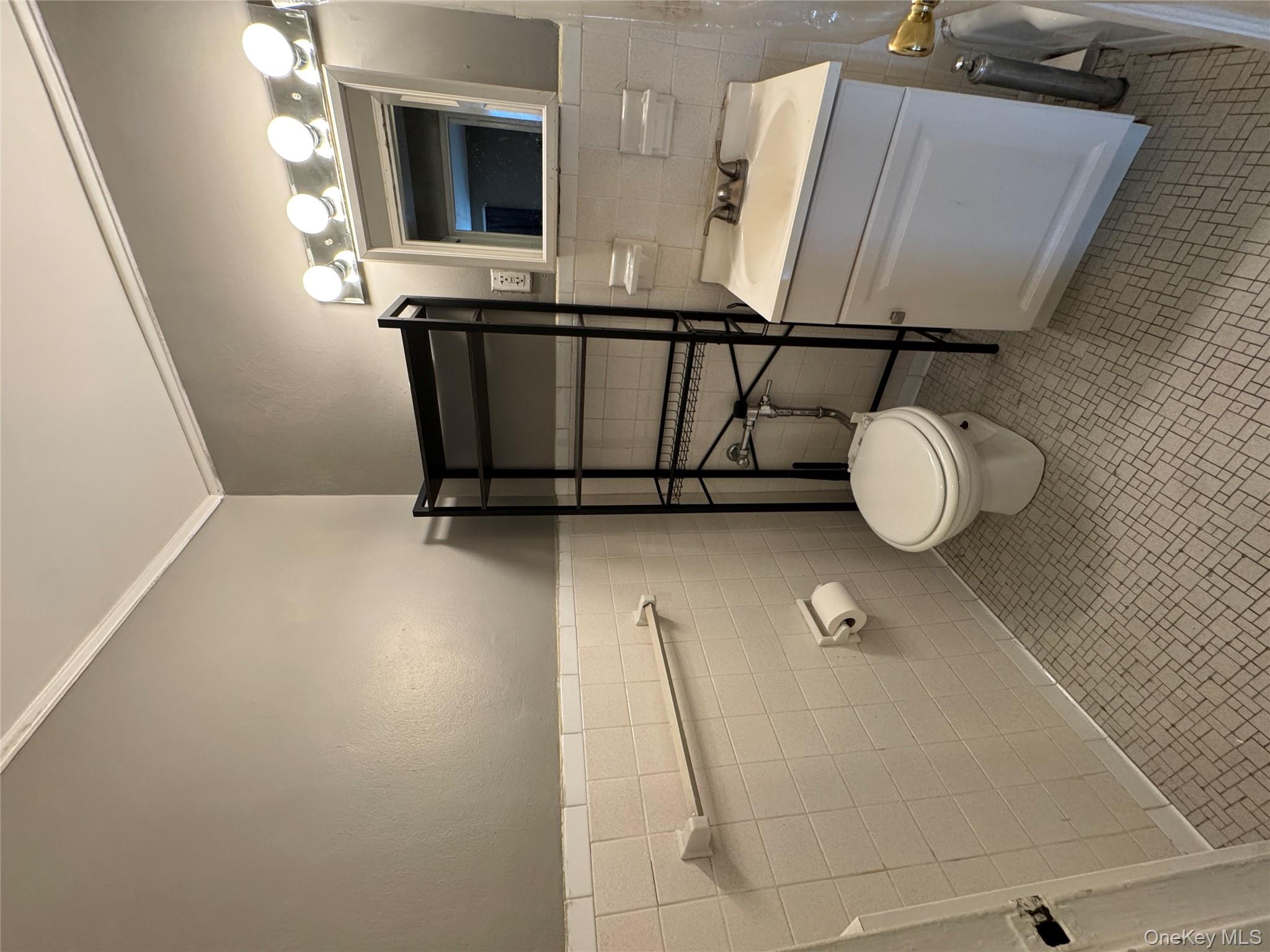 125 Beach 124th Street # 2L, Rockaway Beach, NY 11694