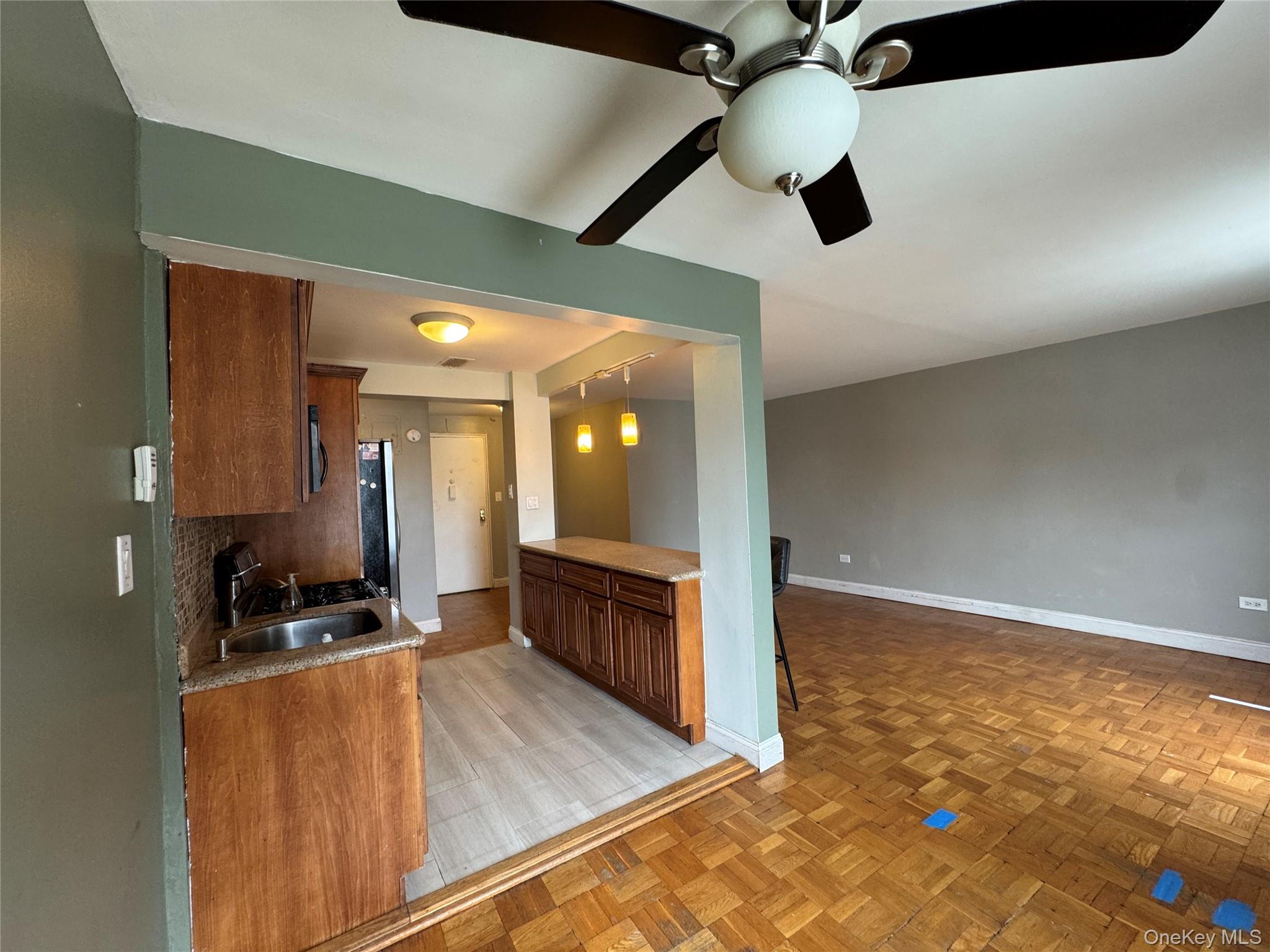 125 Beach 124th Street # 2L, Rockaway Beach, NY 11694