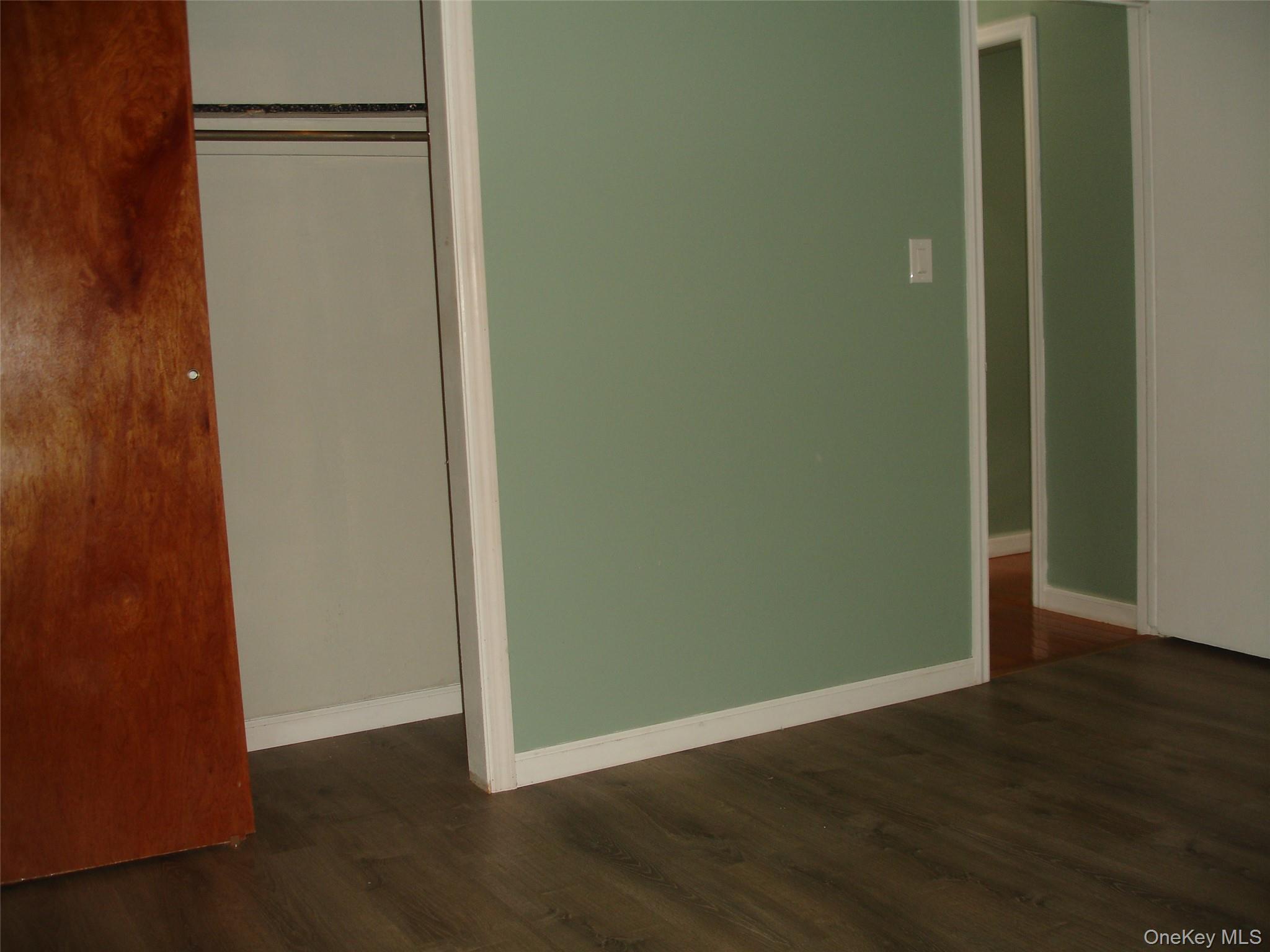 253 Frederick Avenue, Floral Park, NY 11001