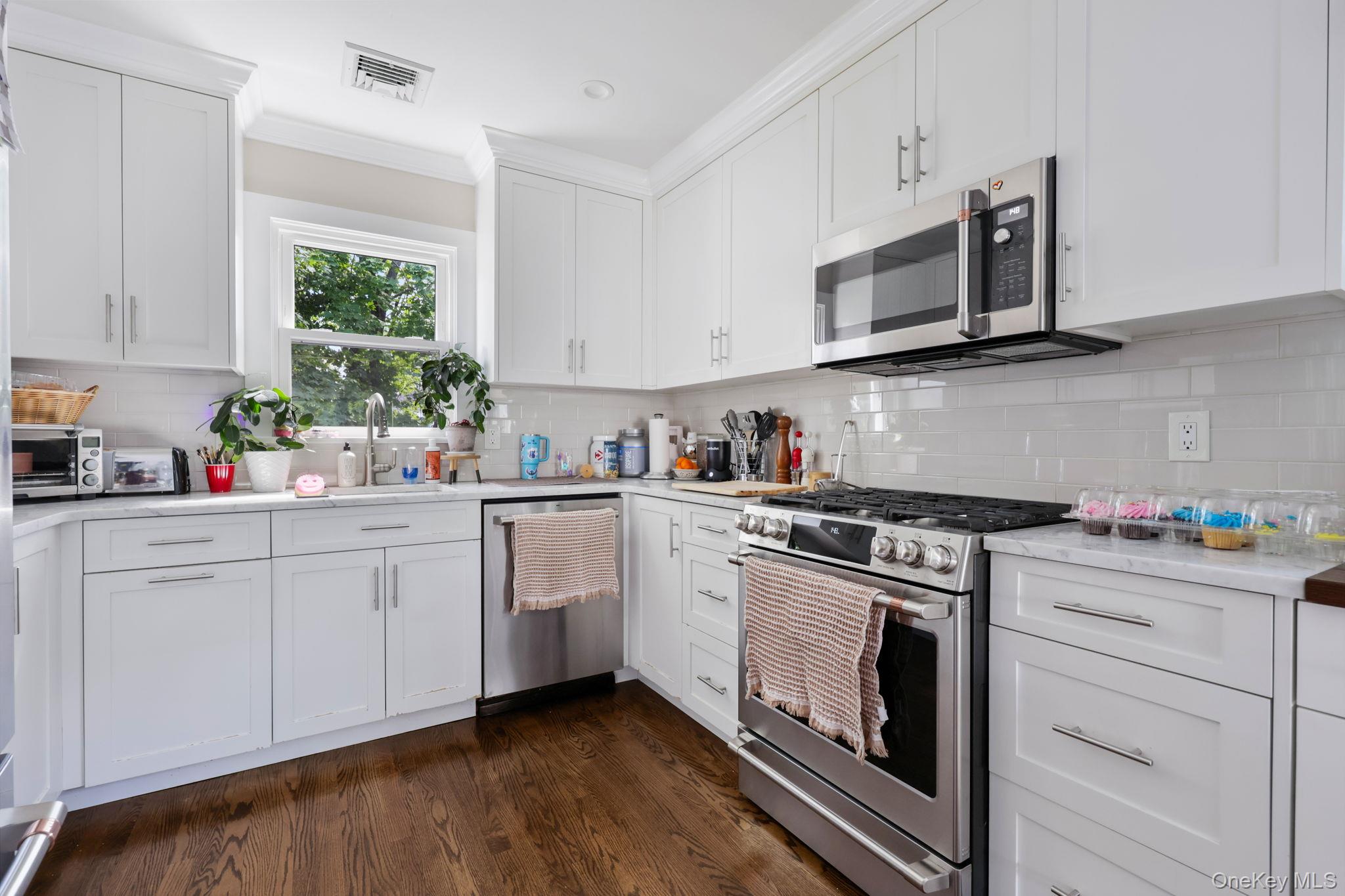 115 Calvert Street, Harrison, NY 10528